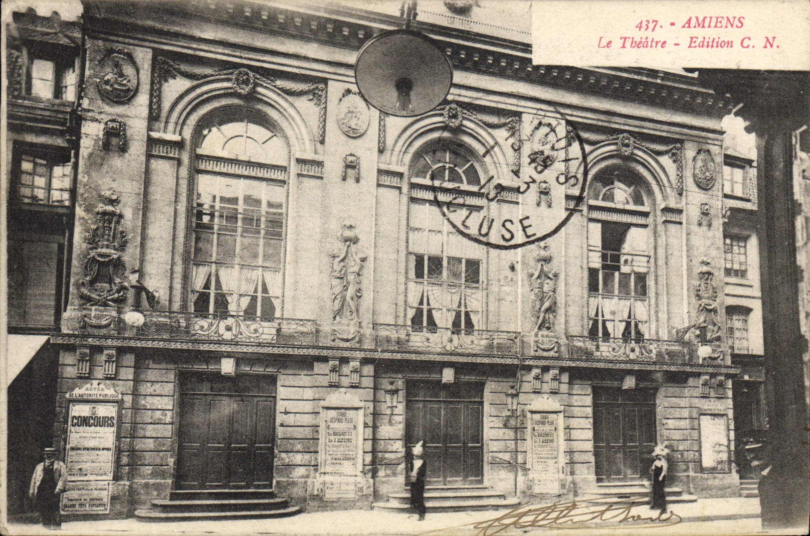 VINTAGE POSTCARD Amiens the Theater