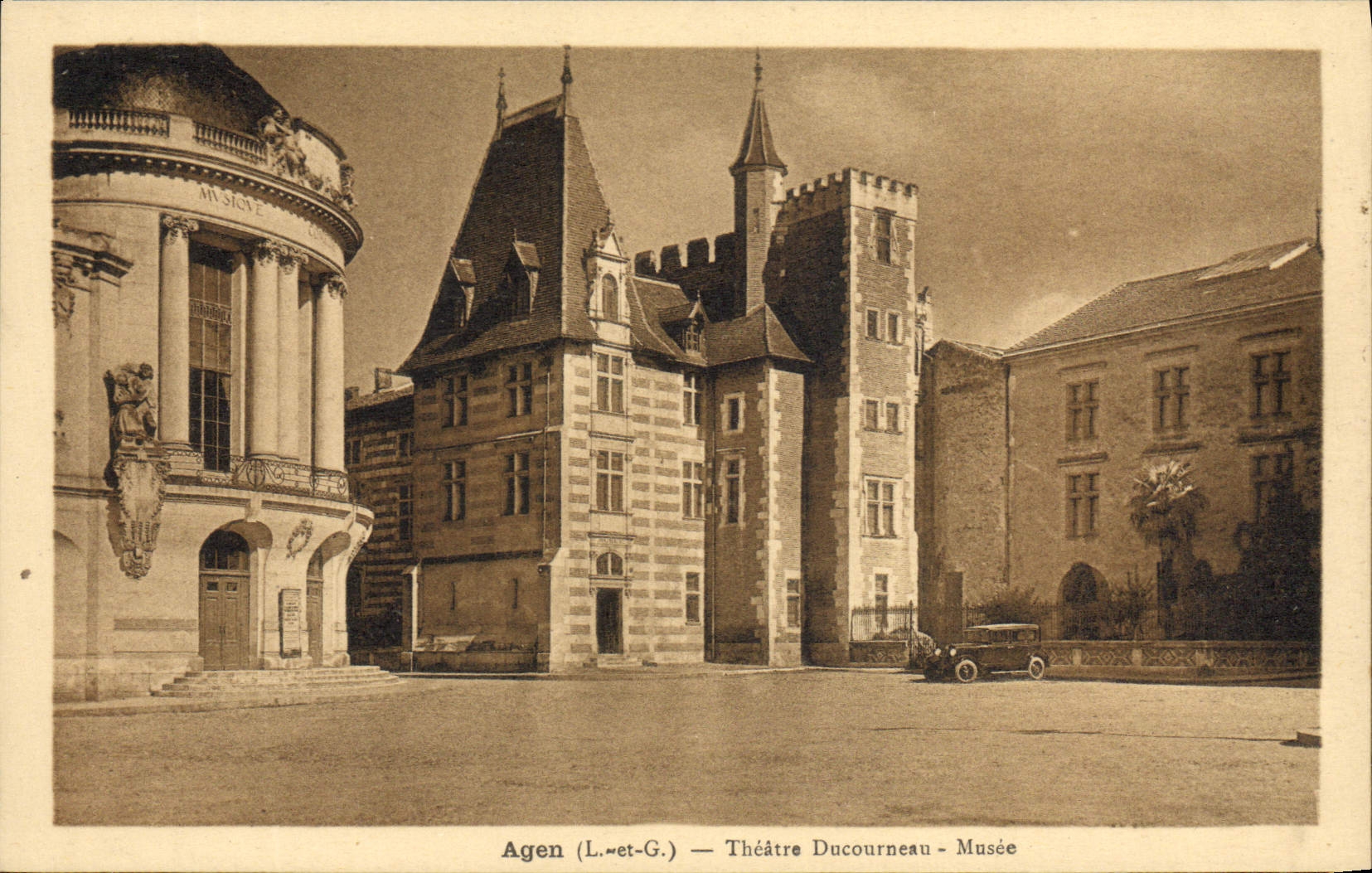 VINTAGE POSTCARD Agen Theater Ducourneau Museum