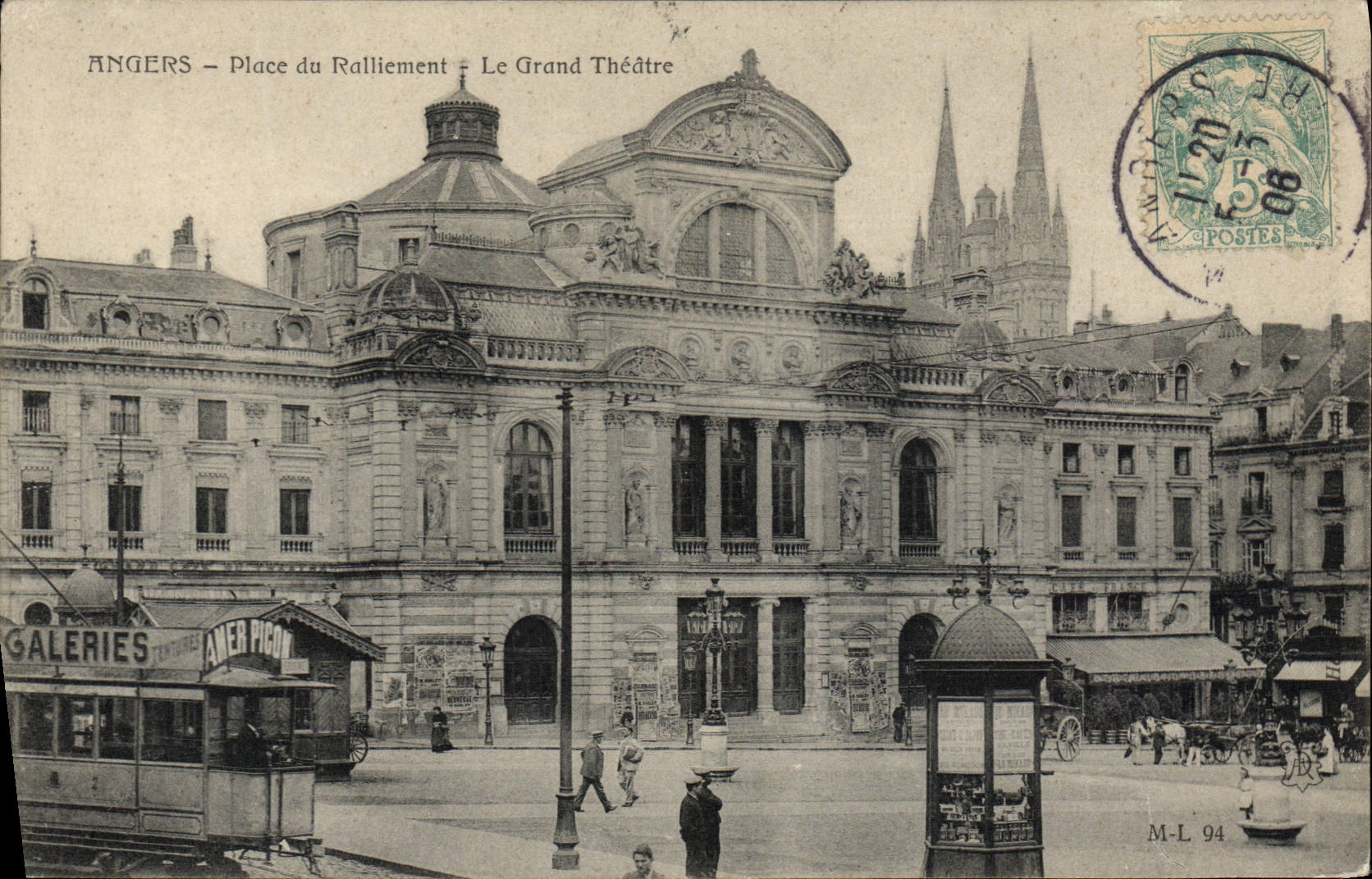 VINTAGE POSTCARD Angers Places rallying the large Theater Tram