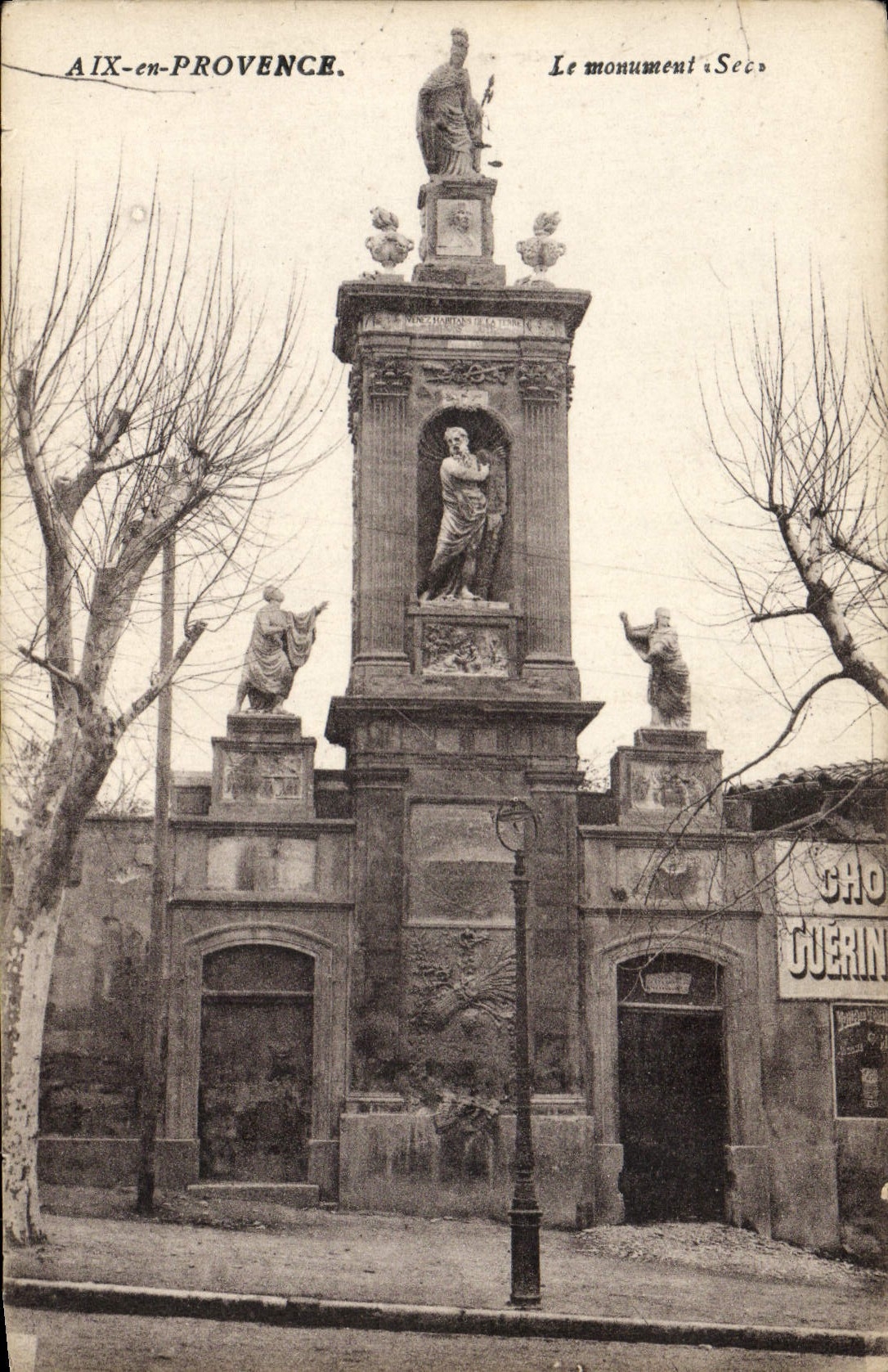 CPA Aix en Provence Le monument Sec