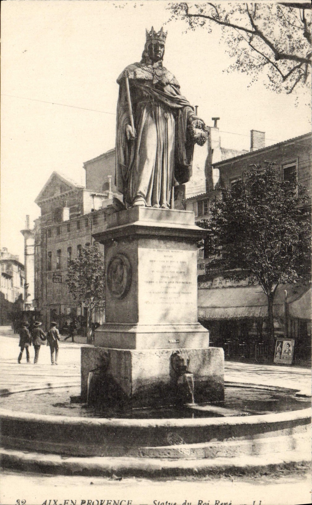 CPA Aix en Provence Statue du roi Rene