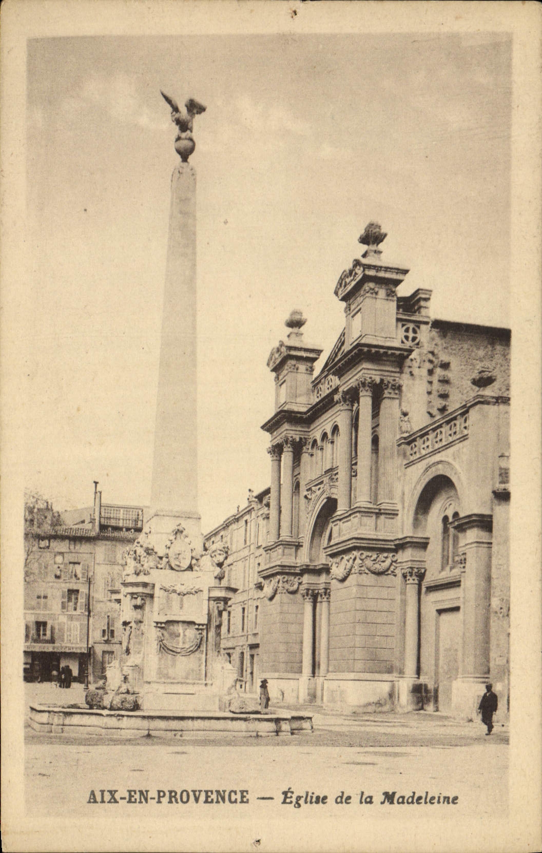 CPA Aix en Provence Eglise de la Madeleine