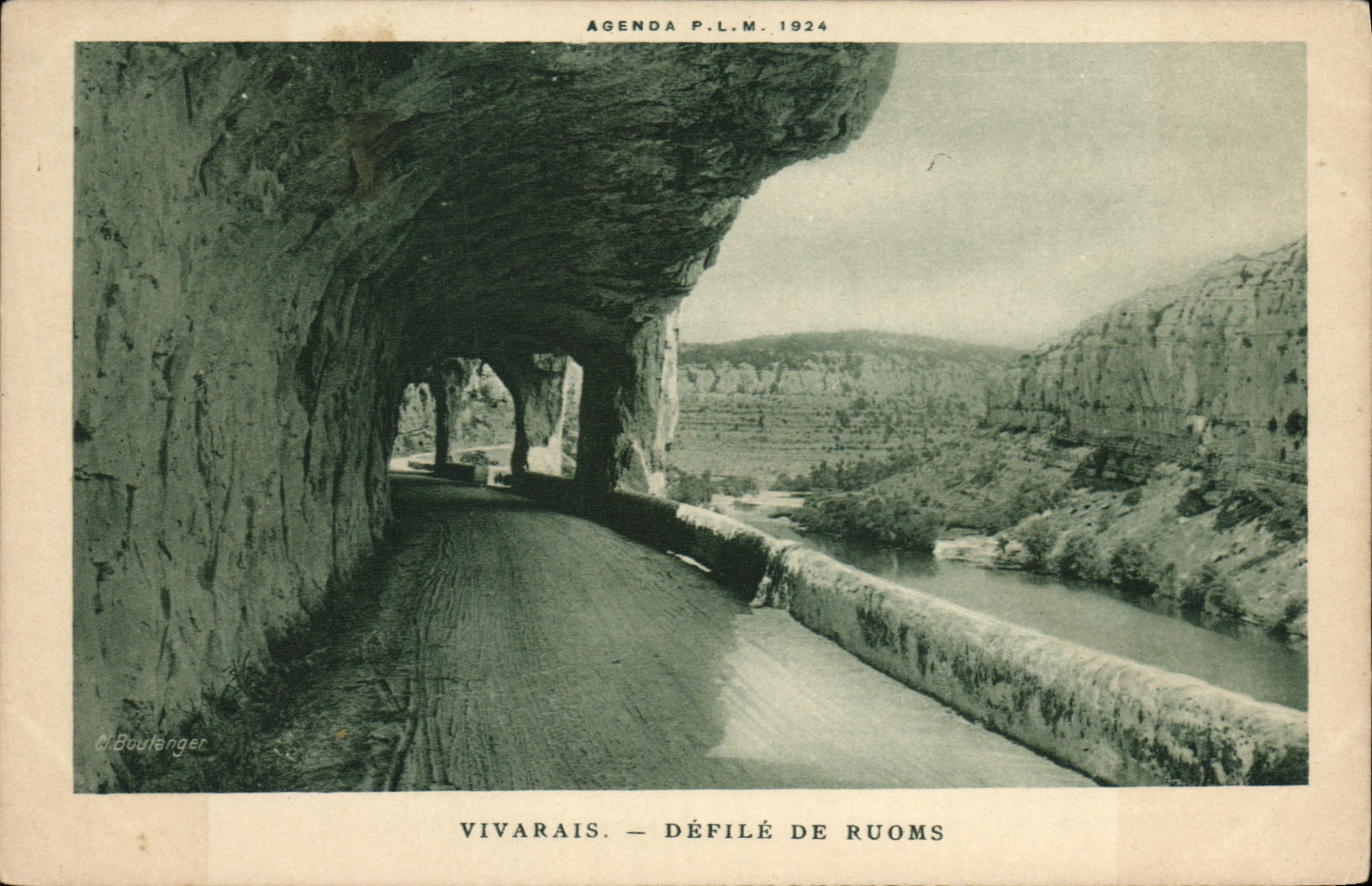 VINTAGE POSTCARD Vivarais Ravelled De Ruoms