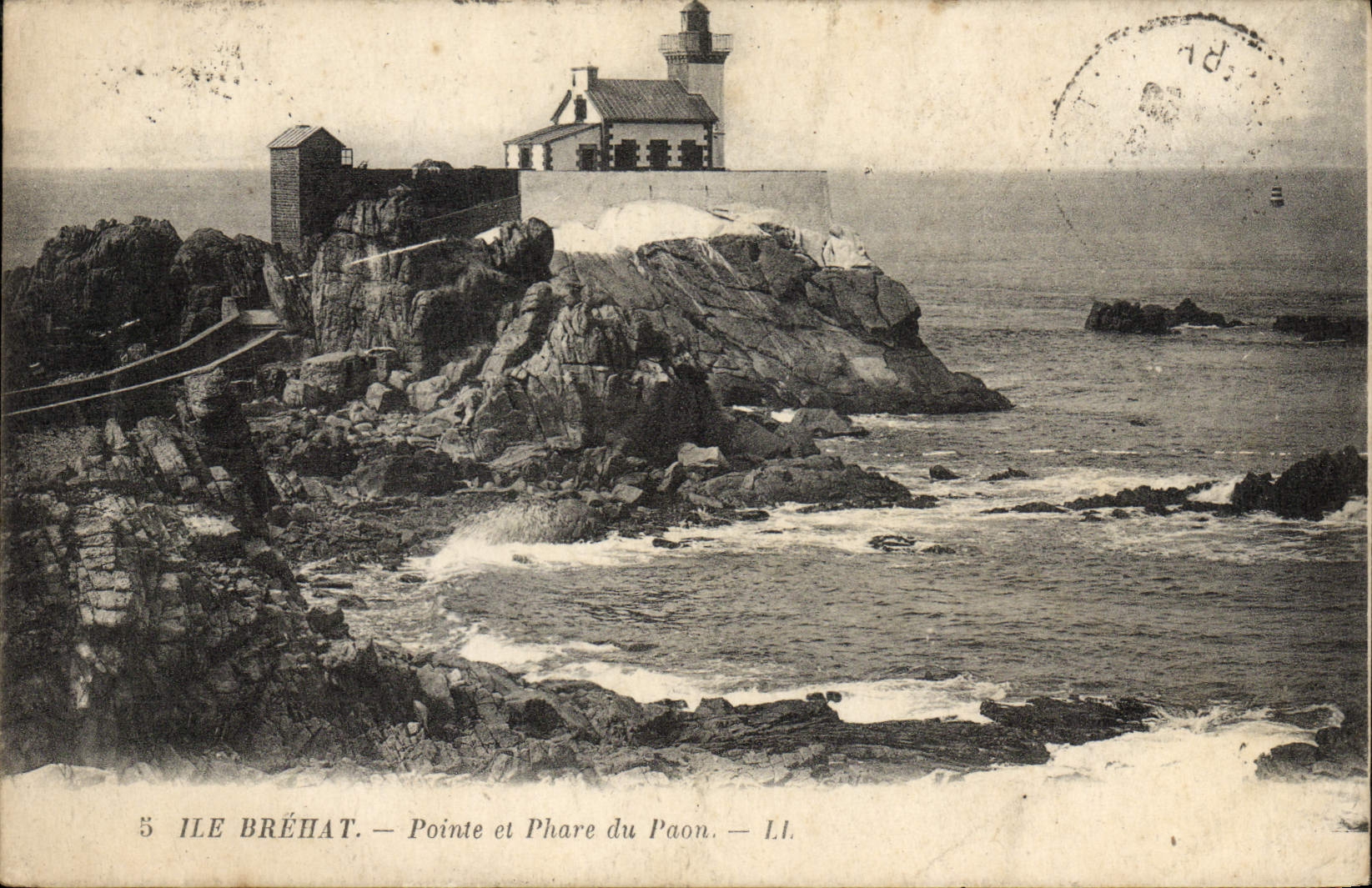 VINTAGE POSTCARD Ile Brehat Points and Lighthouse of the Peacock