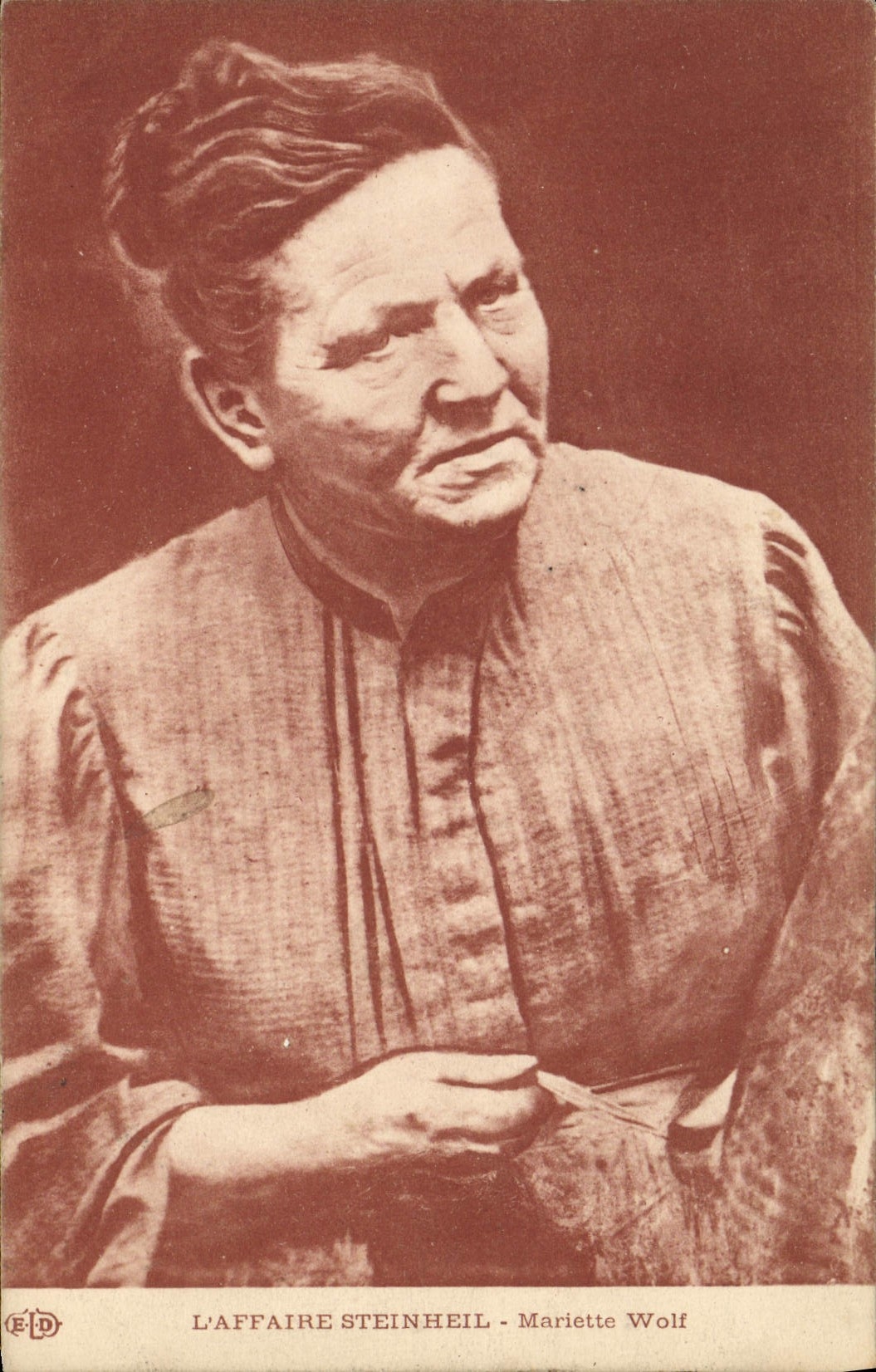 Oficial de policía de la fuerza de policía de la POSTAL de la VENDIMIA el lobo de Steinheil Mariette del negocio