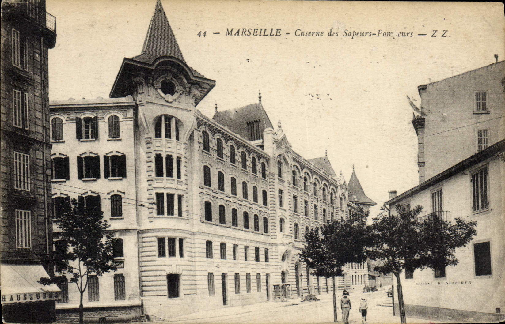 CPA Marseille Caserne des Sapeurs Pompiers 
