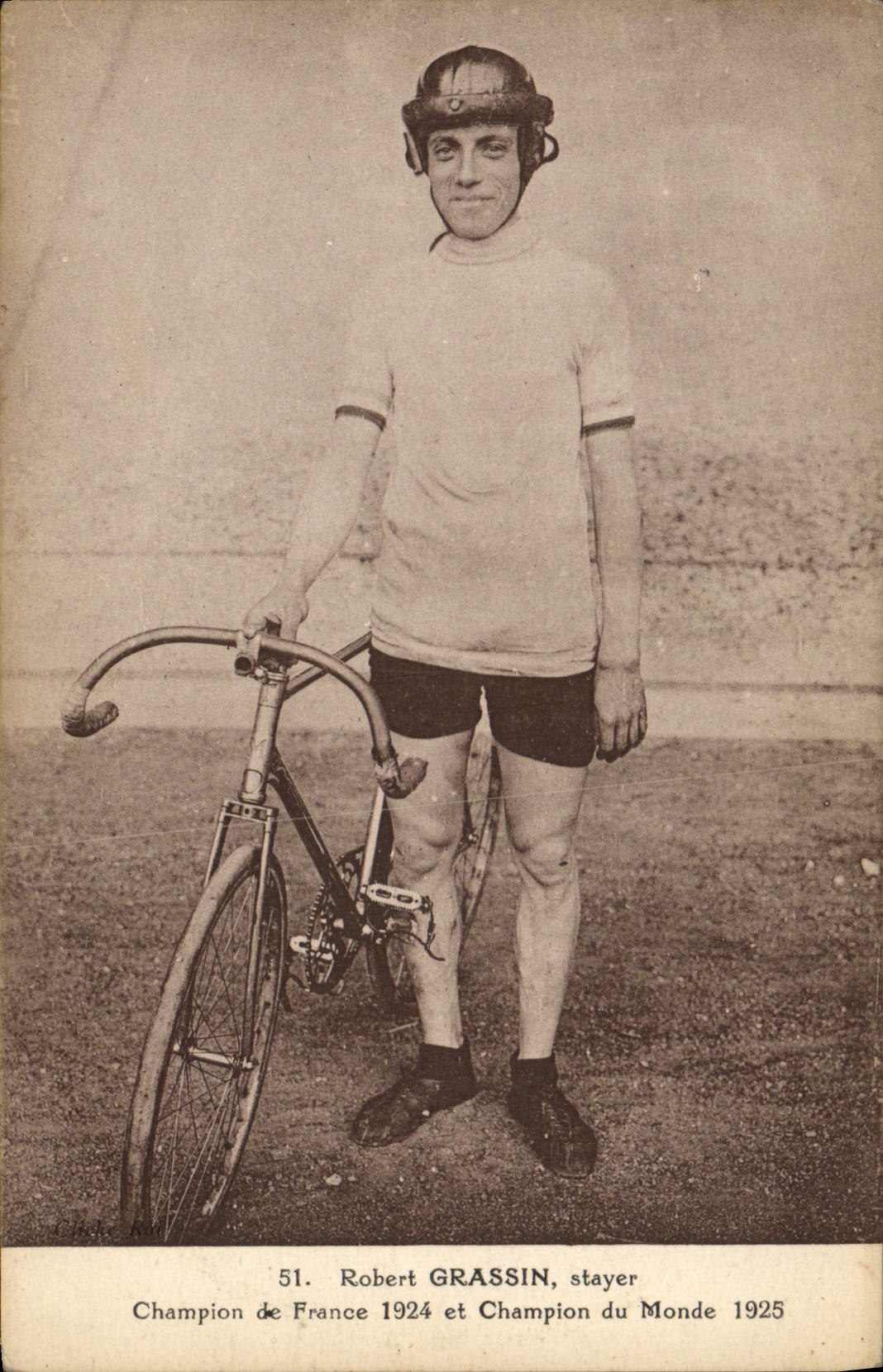 CPA Velo Cycle Cyclisme Robert Grassin Stayer Champion de France 1924 et Champion du monde 1925