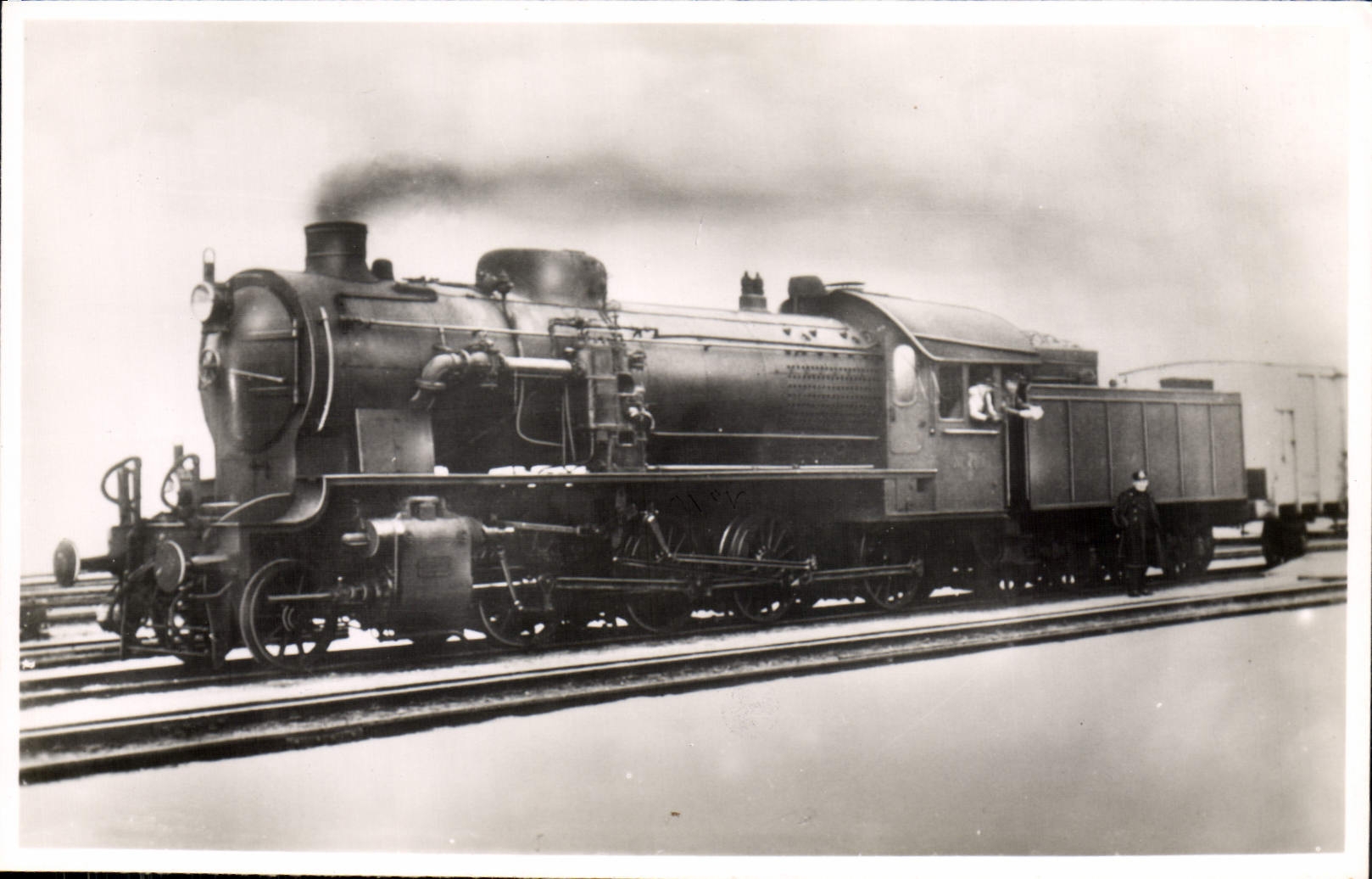 MODERN CARD Train Engine H