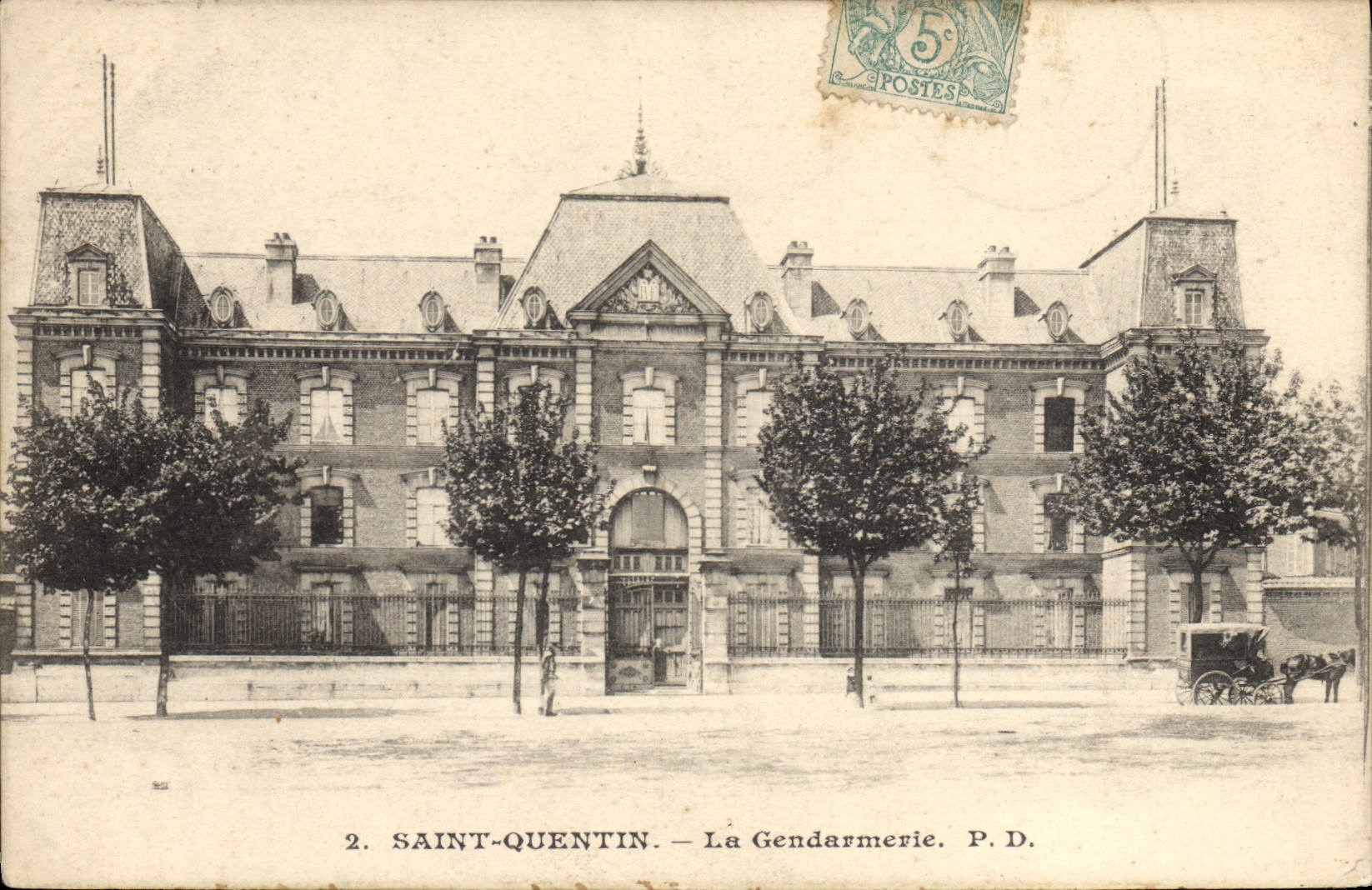 La gendarmería del Saint Quentin del oficial de policía de la fuerza de policía de la POSTAL de la VENDIMIA