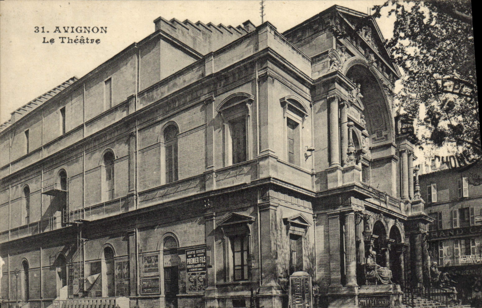 VINTAGE POSTCARD Avignon Theater