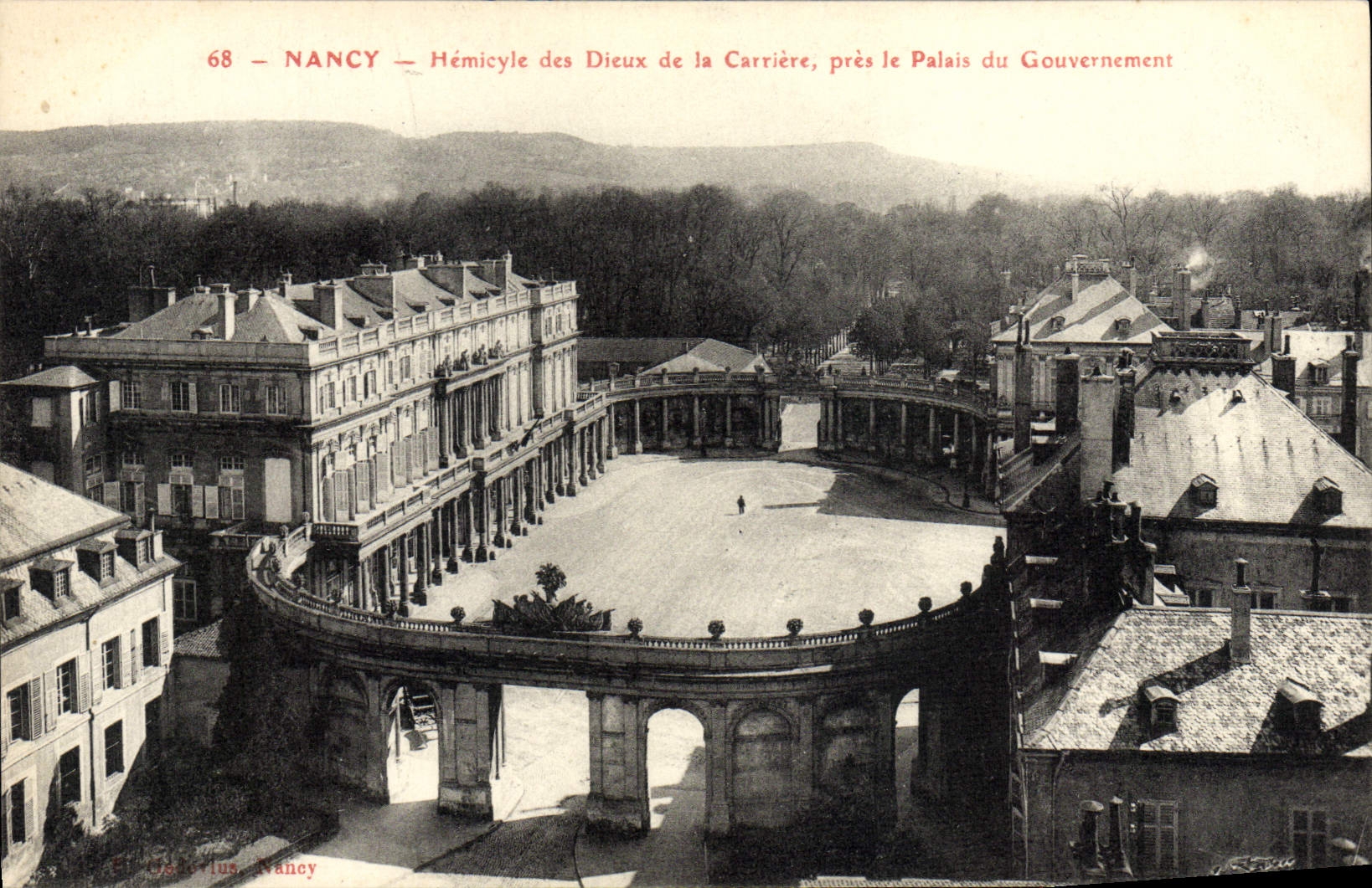 CPA Nancy Hemicycle des Dieux de la Carriere pres le palais du Gouvernement