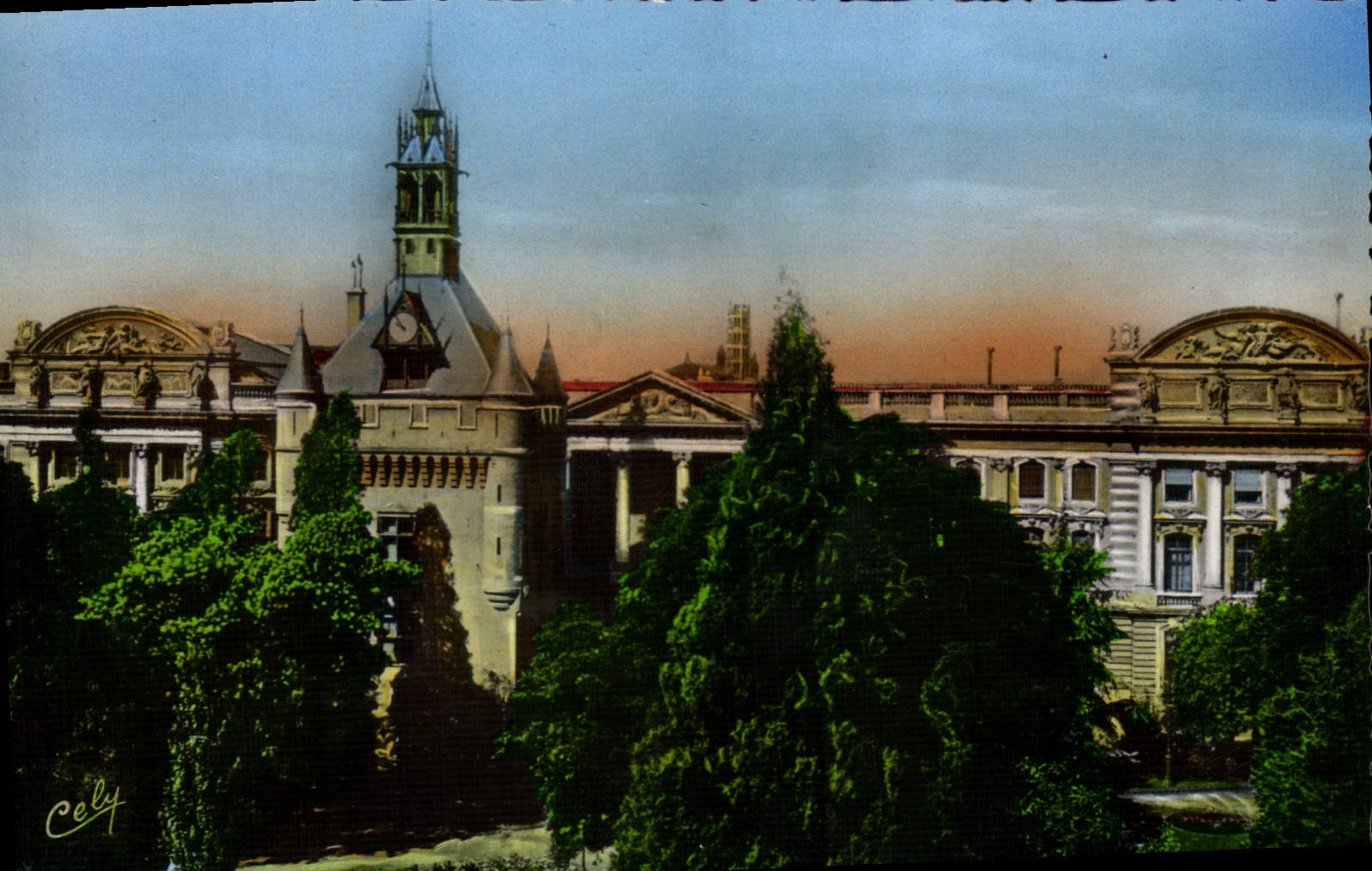 CPM Toulouse Jardin et Donjon du Capitole