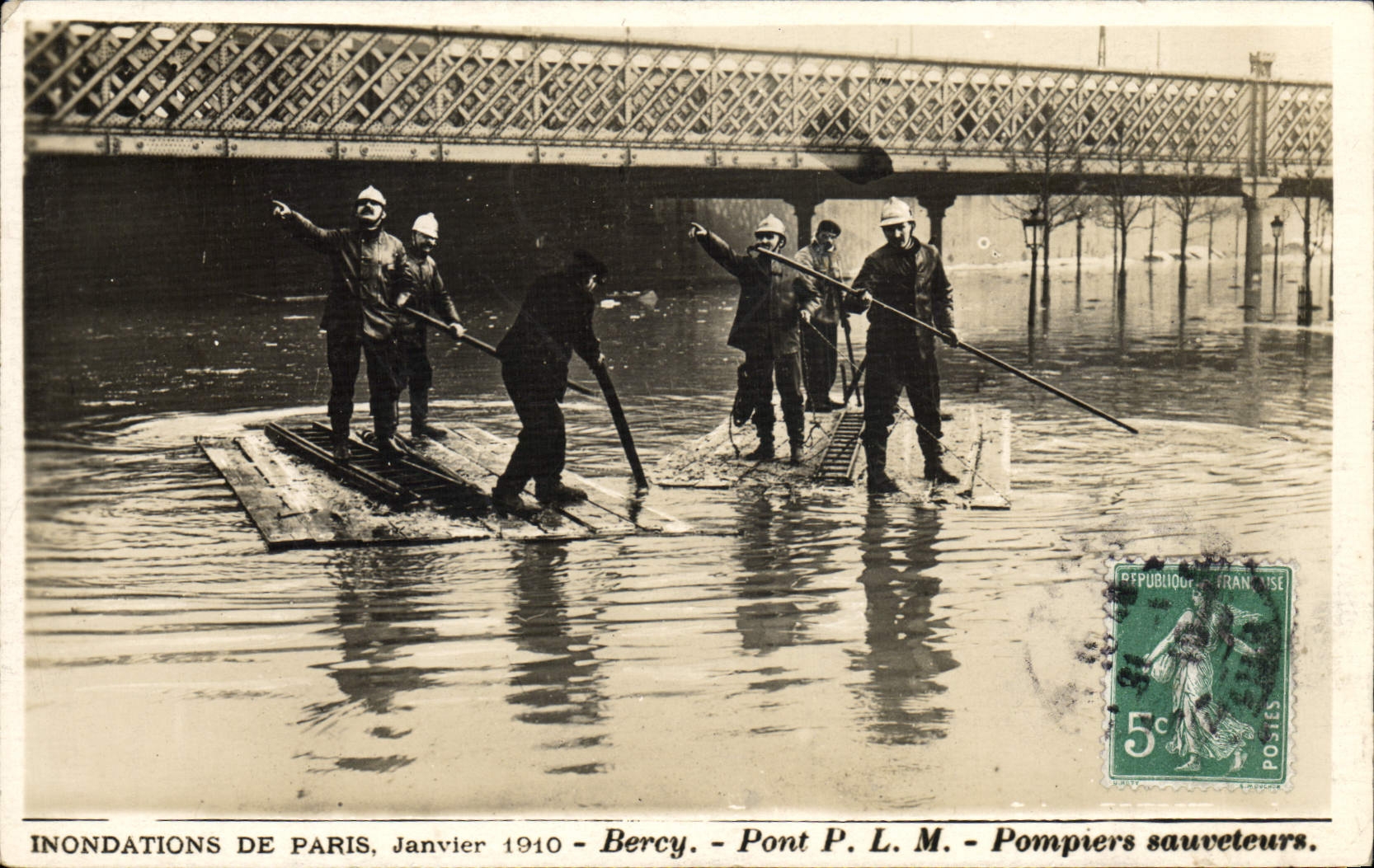 VINTAGE POSTCARD Sappers Firemen Floods of Paris Bercy Bridge PLM Firemen rescuers