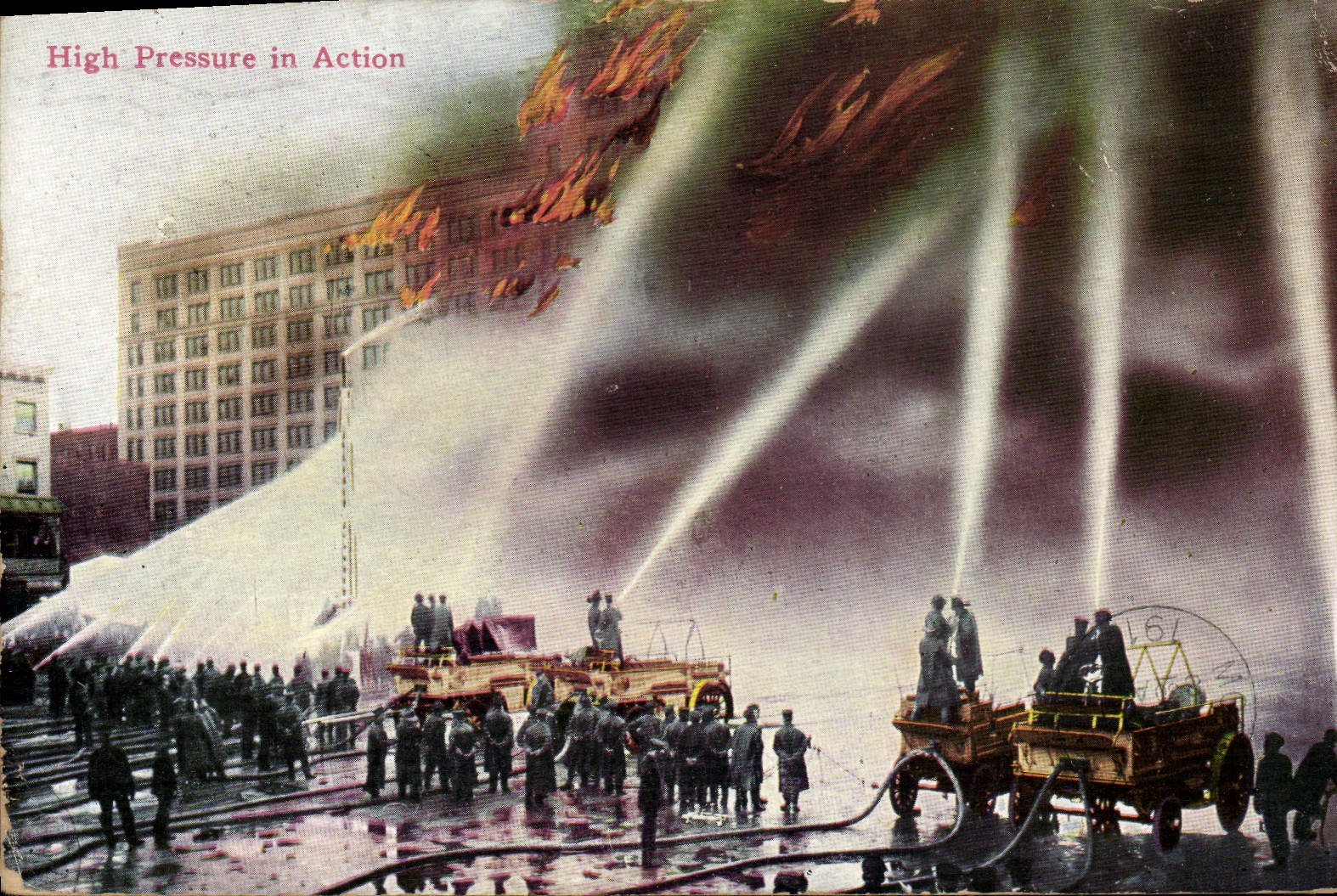 VINTAGE POSTCARD Sapeurs High Firemen presses in action
