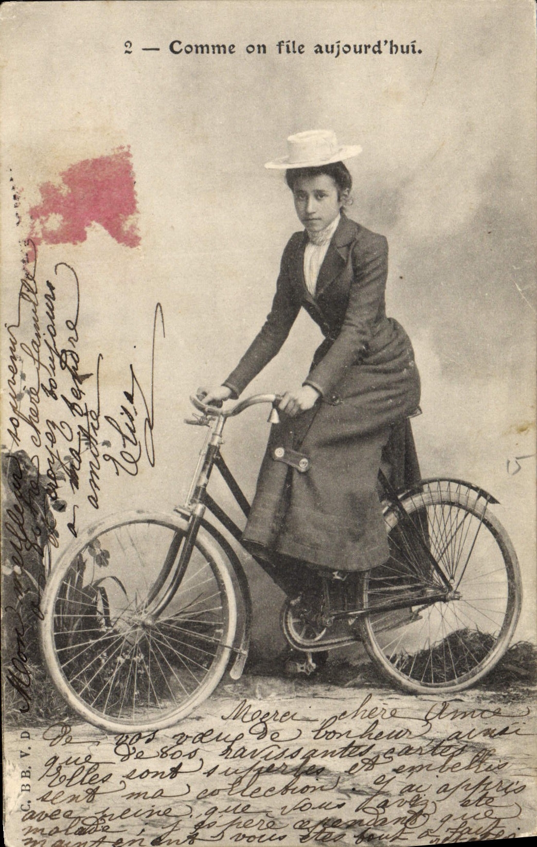 CPA Velo Cycle Cyclisme Femme