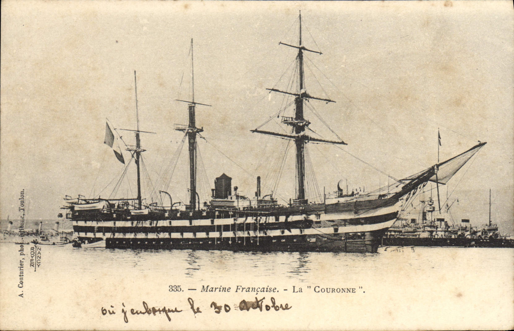 CPA Bateau Marine Francaise La Couronne