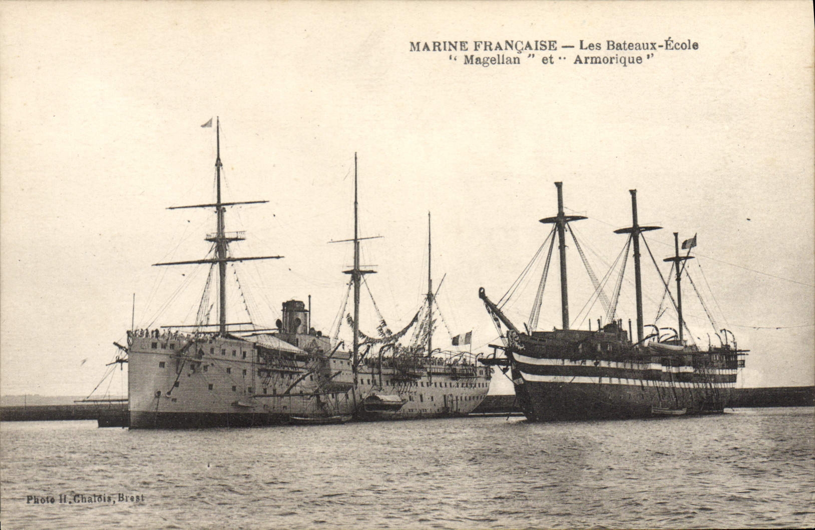 VINTAGE POSTCARD Boat the boats School Magellan and Armorique