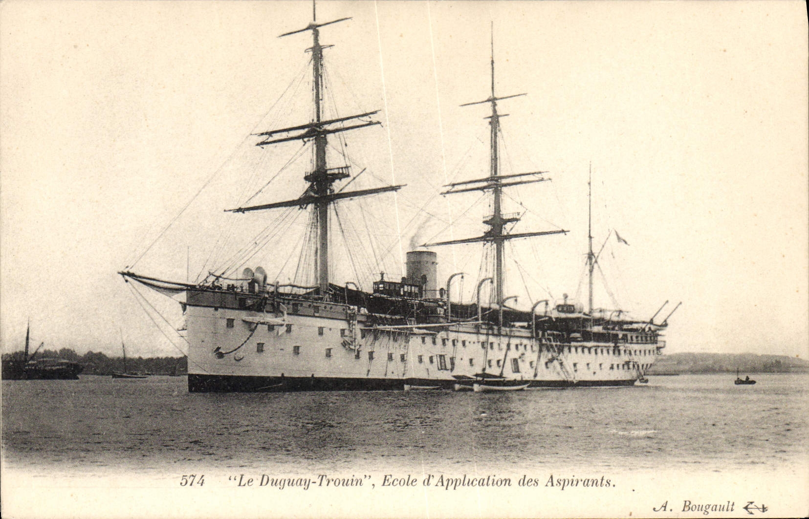 CPA Bateau Le Duguay Trouin Ecole d'application des aspirants