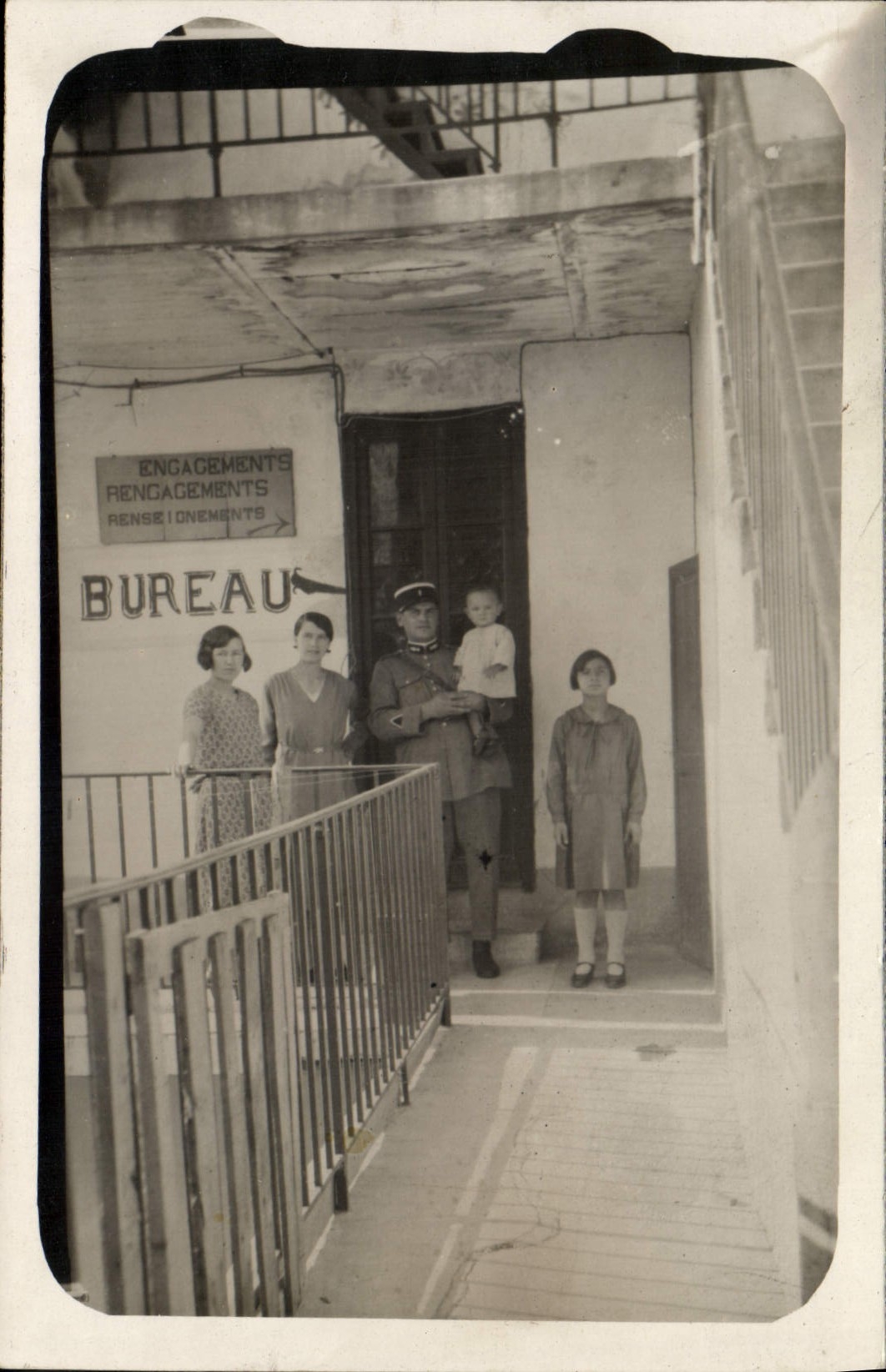 Postal photo niños del gendarme de la gendarmería