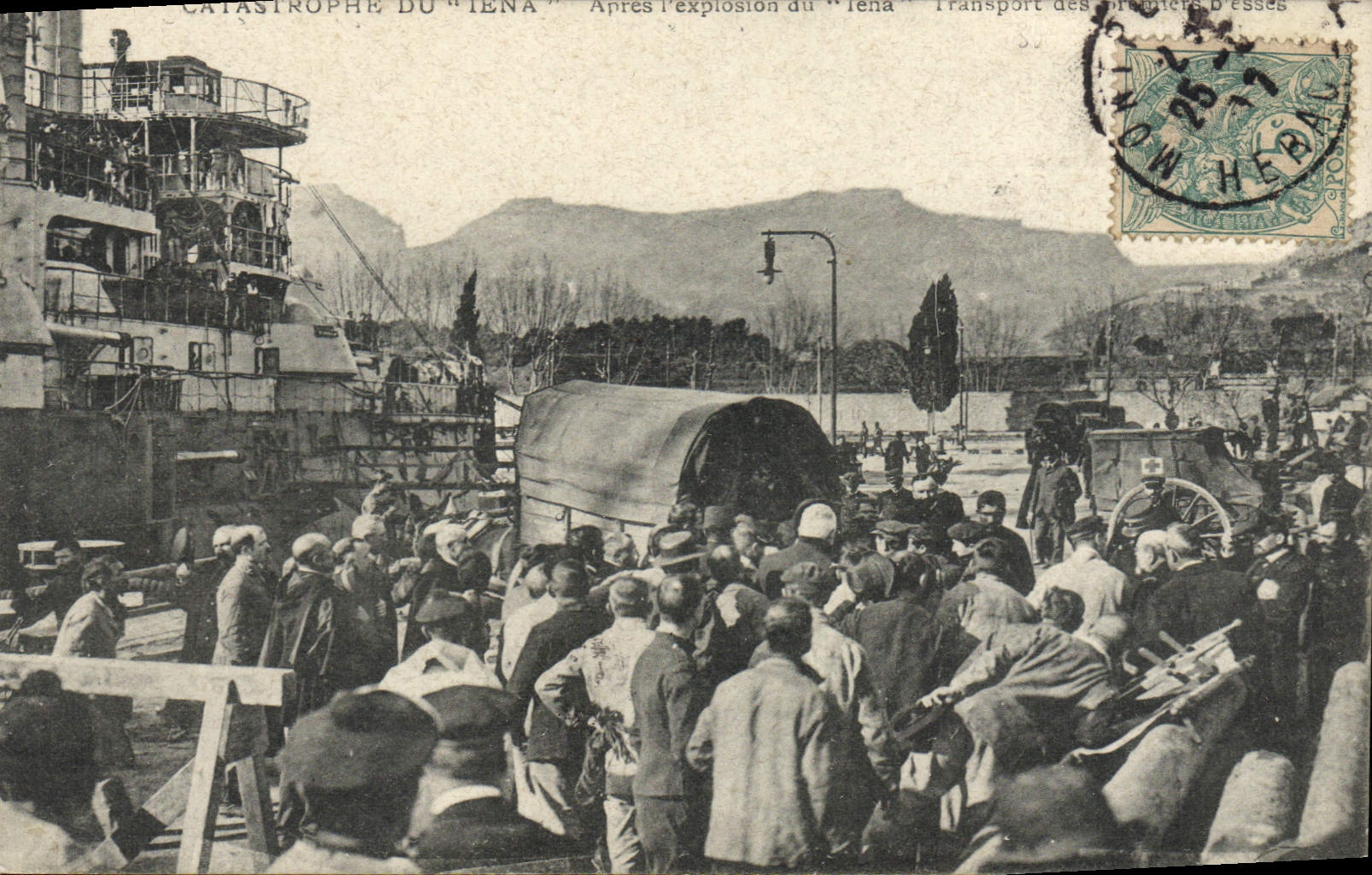 VINTAGE POSTCARD Bateau Catastrophe of Iena Transport of wound