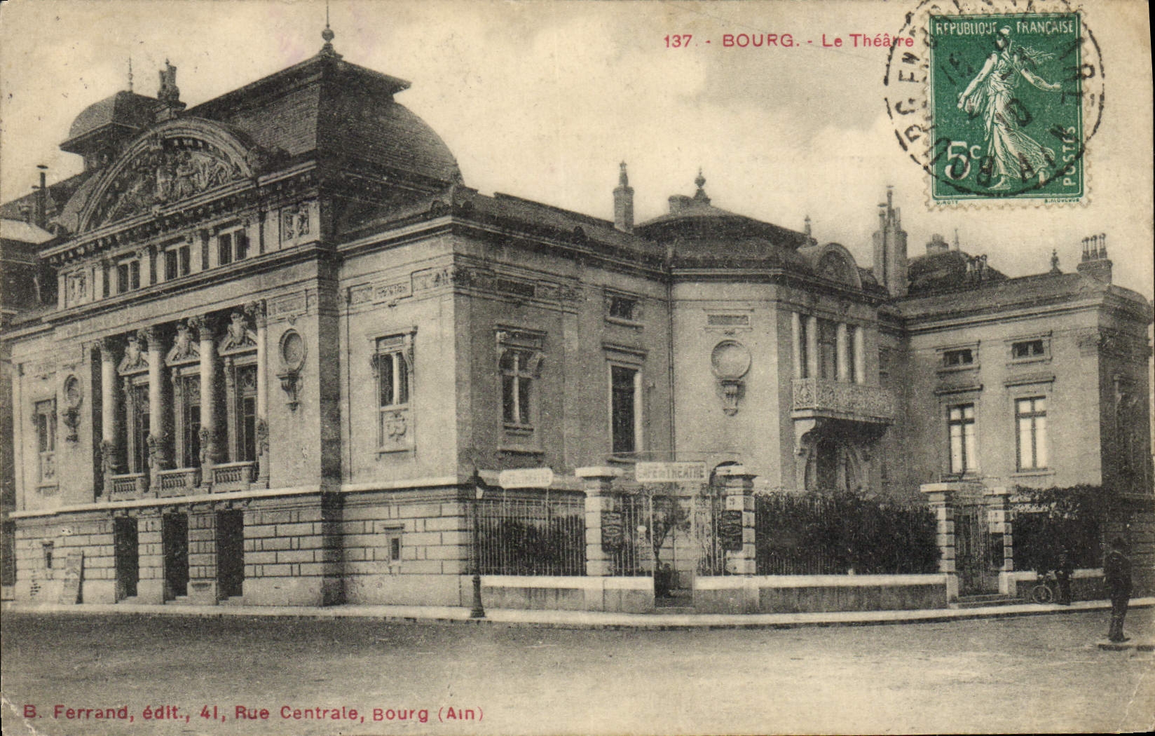 CPA Le Theatre Bourg 