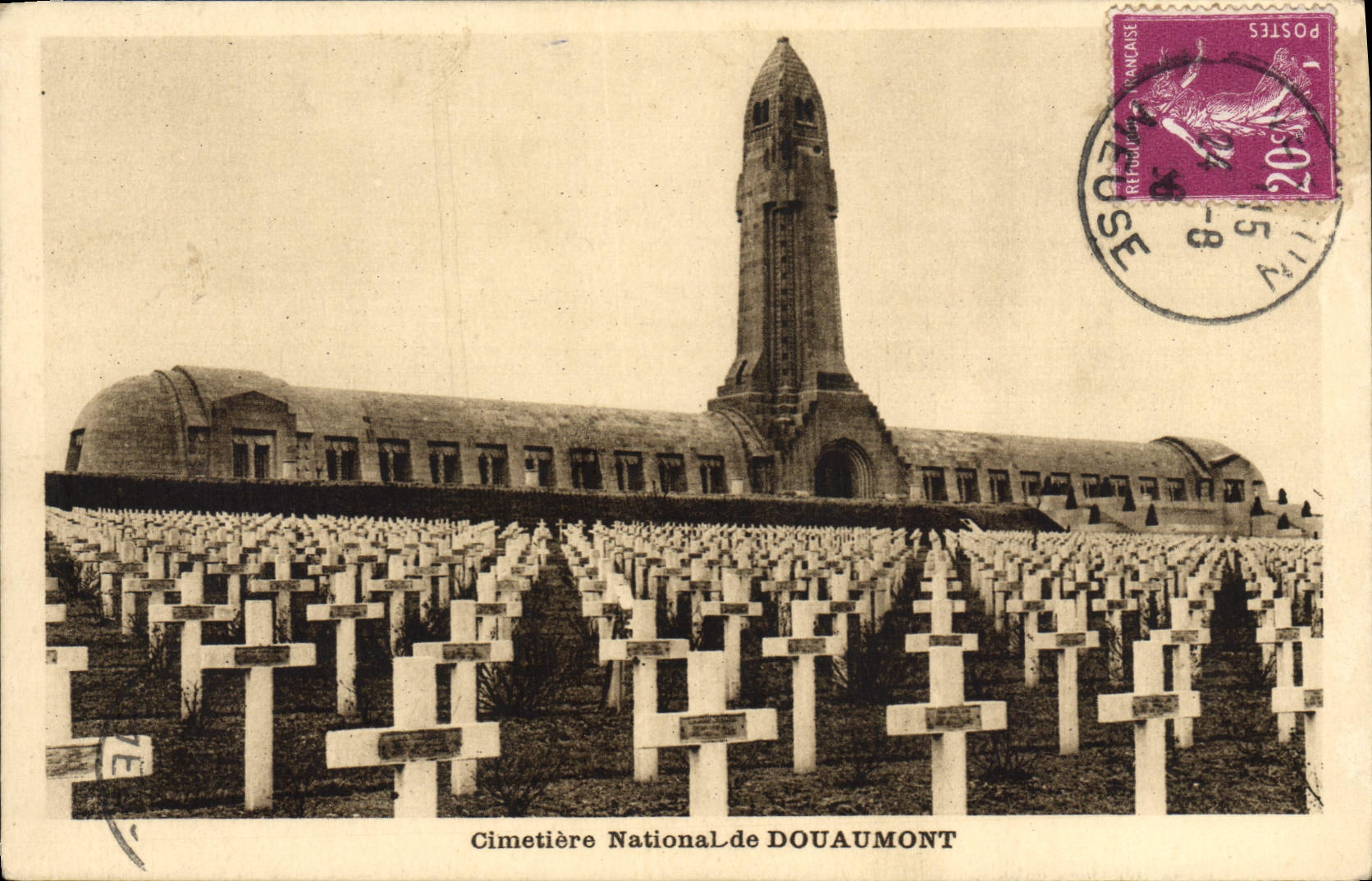 VINTAGE POSTCARD National Cemetery De Douaumont Militaria