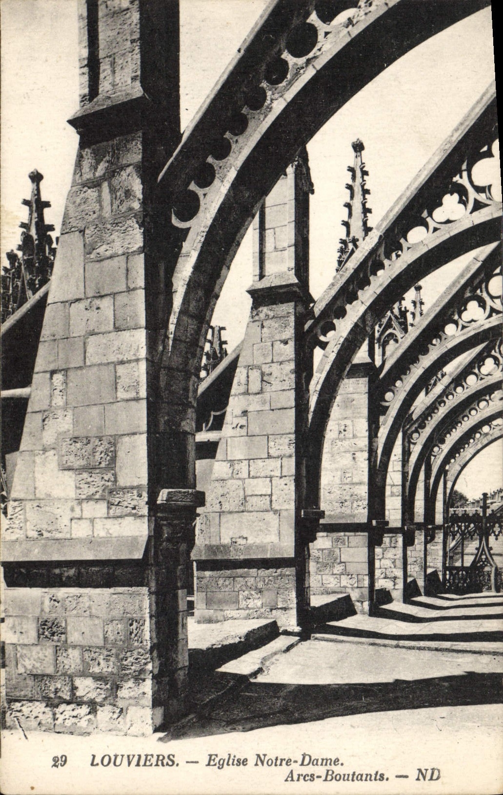 VINTAGE POSTCARD Louviers Church Notre Dame Paring Arcs