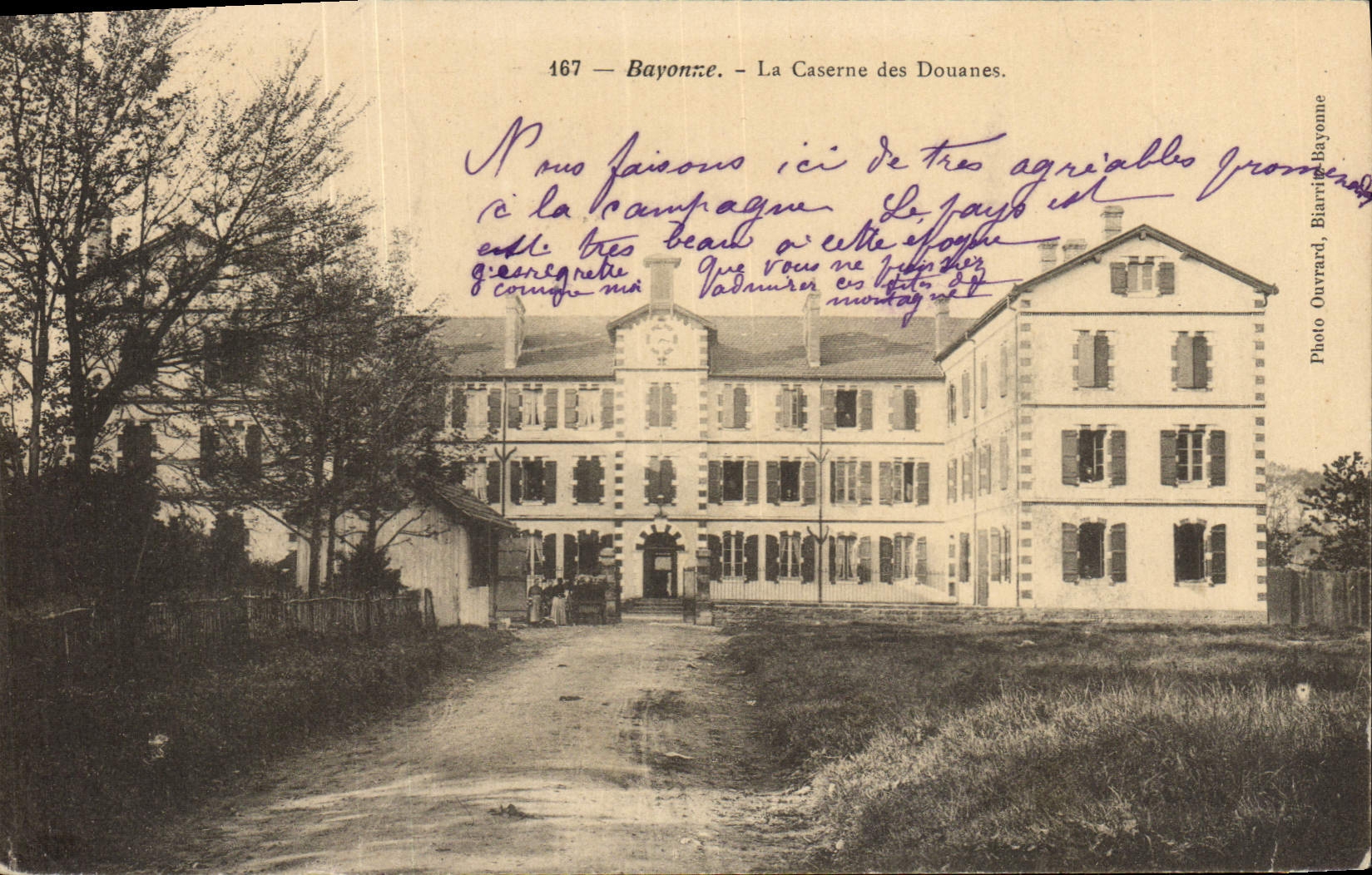 VINTAGE POSTCARD Bayonne Customs the barracks of the Customs