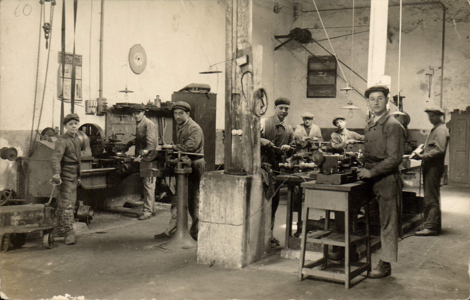 Real photo Workshop Industry