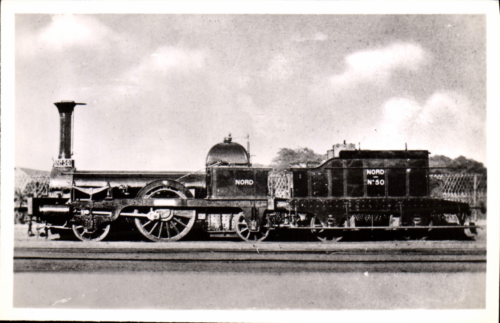 MODERN CARD Railroads Train Engine 50 Gravelines of the company of Standard North Clapeyron