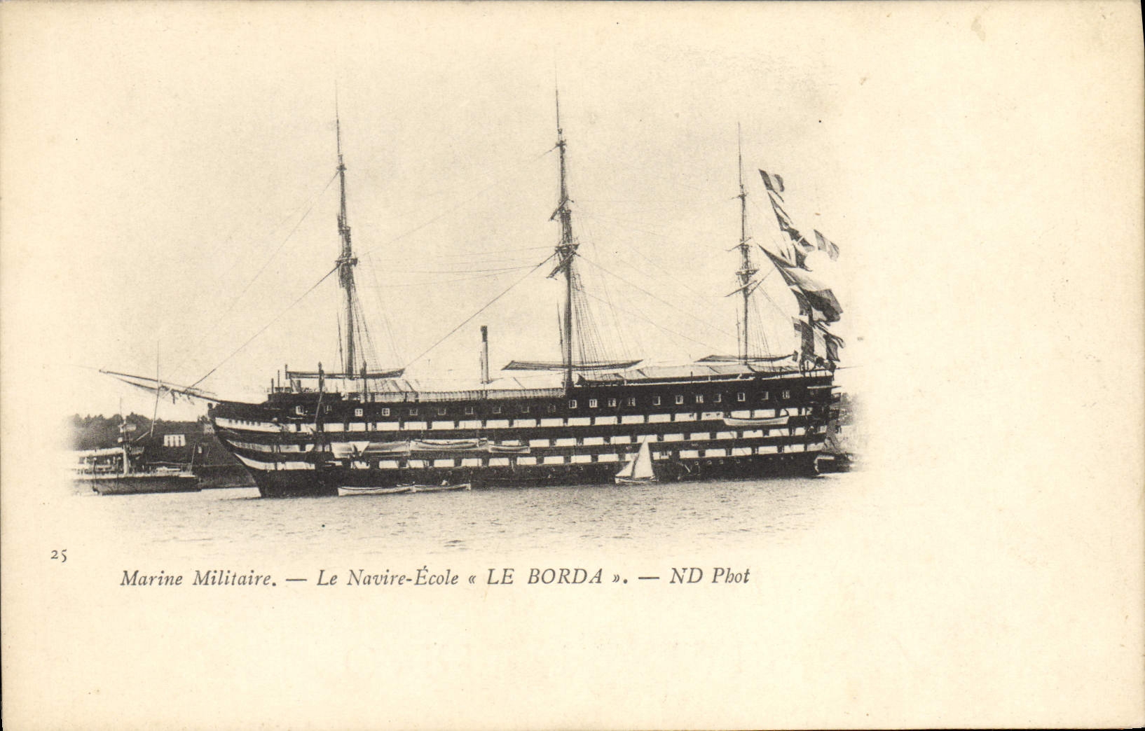 VINTAGE POSTCARD Sailing Bateau Navy the Ecole ship Bordered It