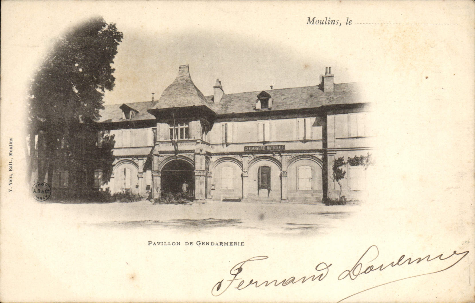 CPA Moulins Pavillon de la Gendarmerie