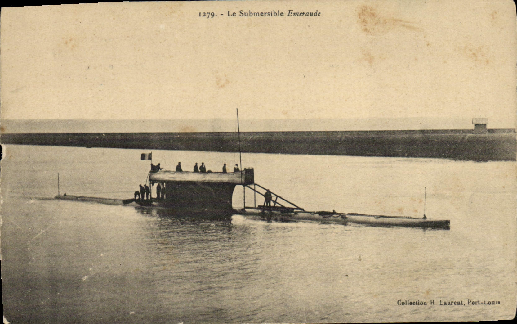 VINTAGE POSTCARD Boat Submarine Emerald