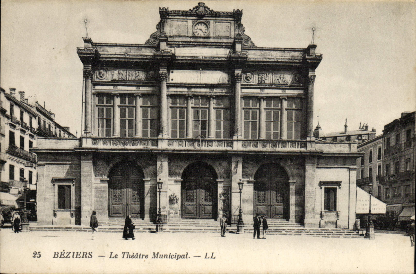 CPA Beziers Le Theatre municipal