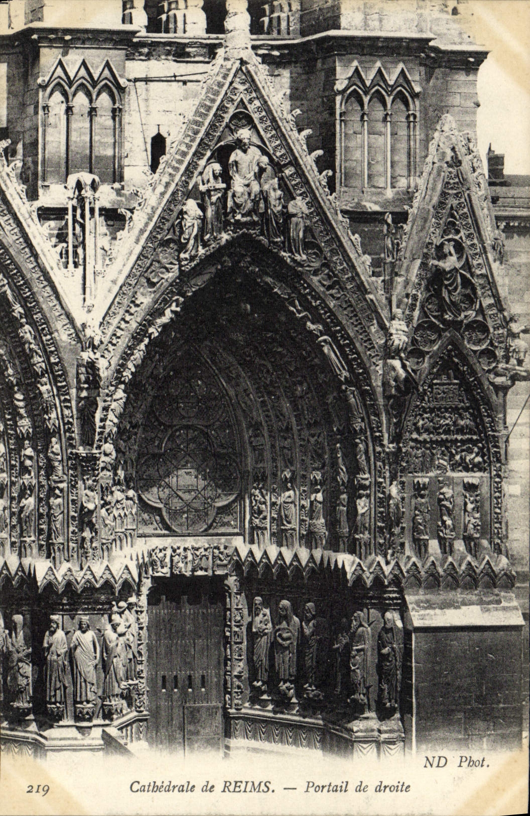 VINTAGE POSTCARD Cathedral Of Rheims Gate Of Right-hand side