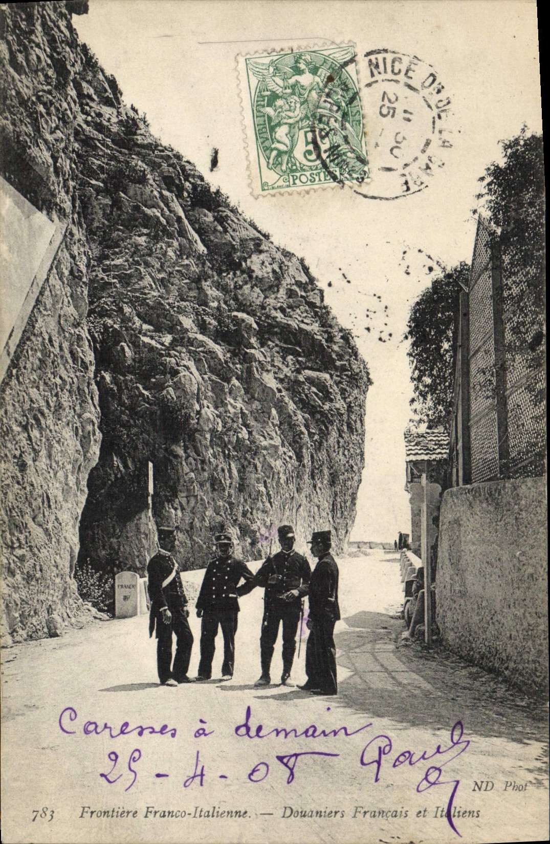CPA Douane Douanes Frontiere Franco italienne Douaniers francais et italiens