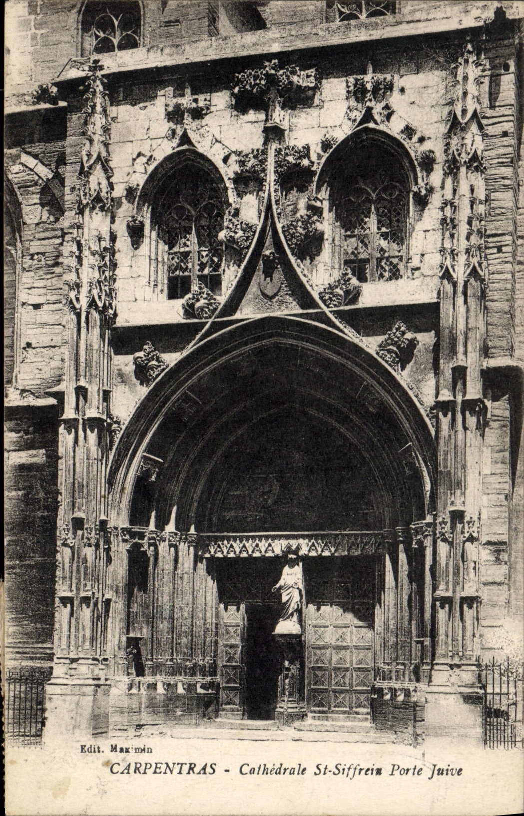 CPA Judaica Juif Carpentras Cathedrale St Siffrein Porte juive
