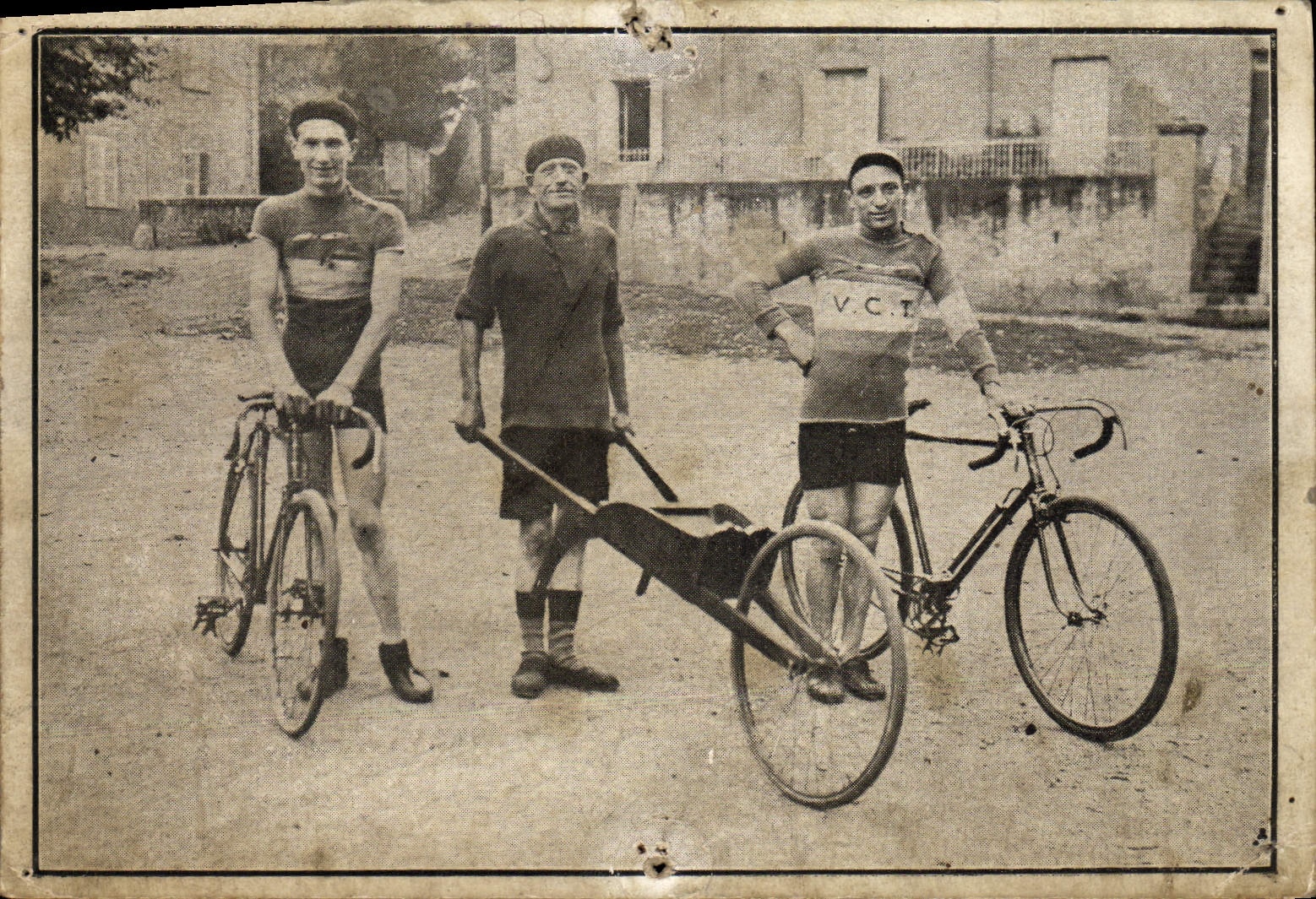 VINTAGE POSTCARD Velo Cycles Cycling the man with the Wheelbarrow 25 km