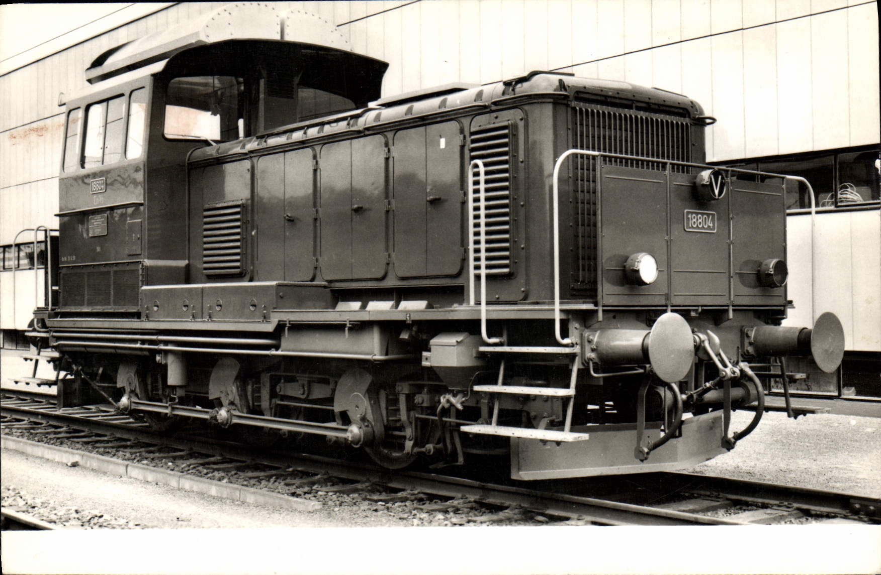 MODERN CARD Train diesel Shunter EM 3/3 18801 06