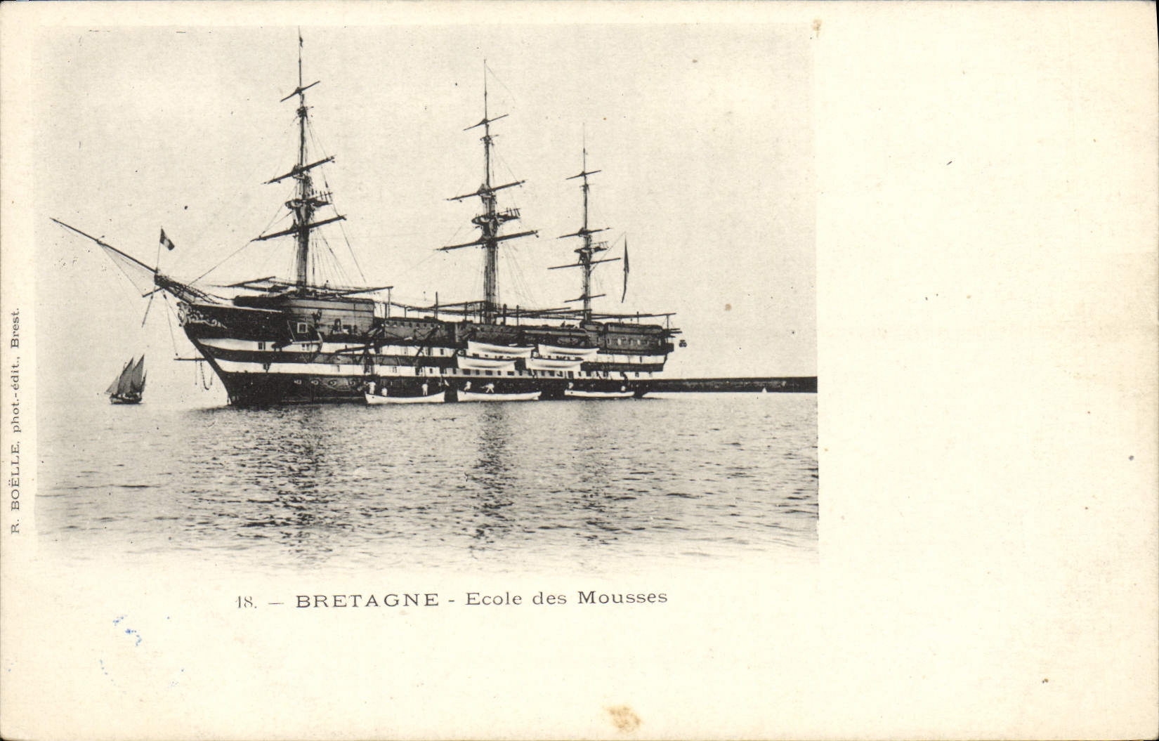 VINTAGE POSTCARD Sailing Boat Brittany School of smousses