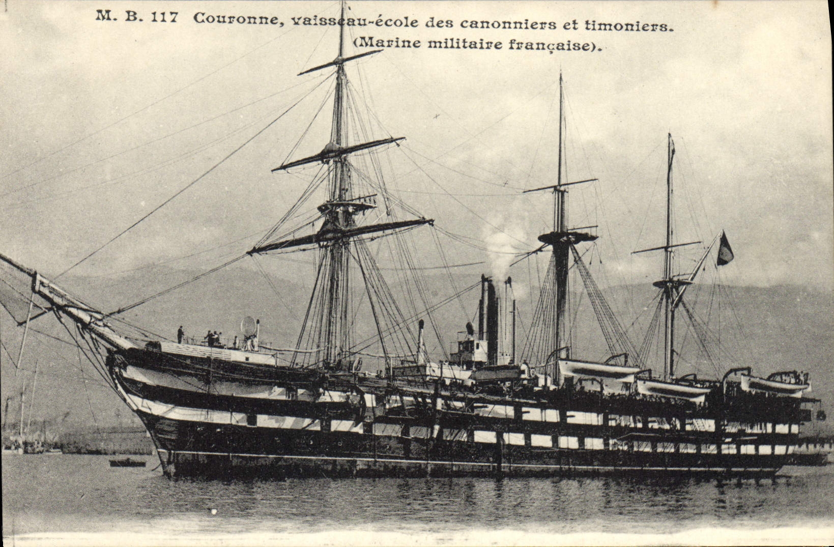 CPA Bateau Voilier Couronne vaisseau ecole des canonniers et timoniers