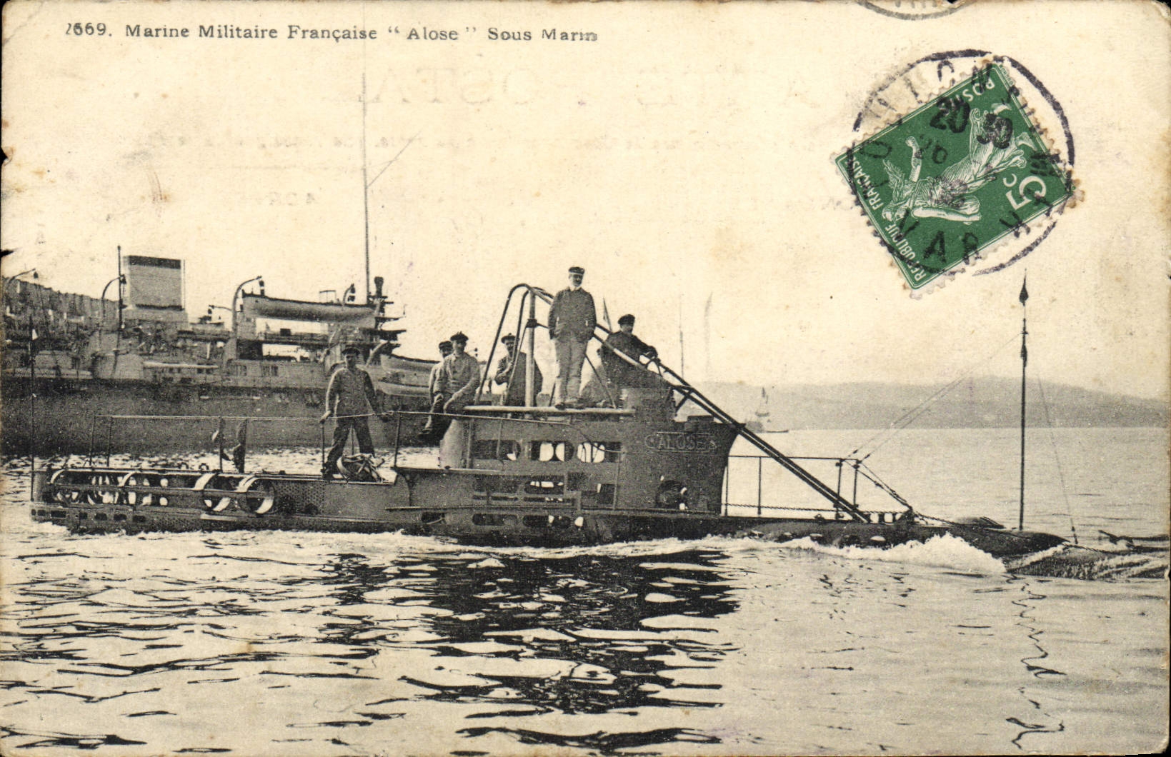 VINTAGE POSTCARD Boat Underwater Submarine Alose