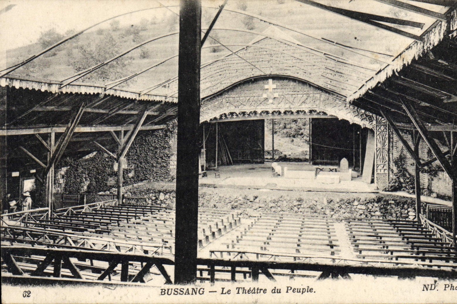 VINTAGE POSTCARD the theater of the Bussang people