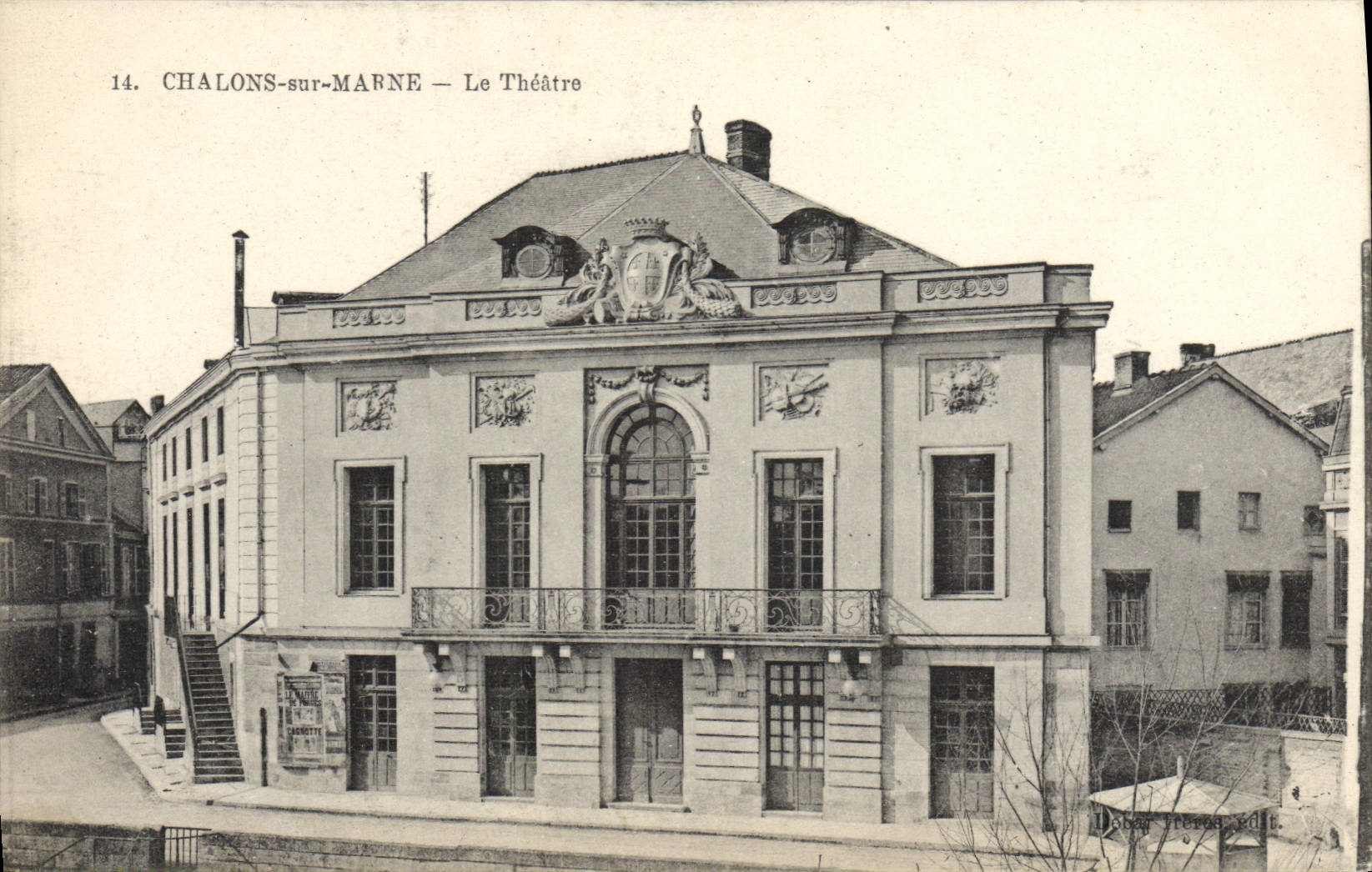 CPA Chalons sur Marne Le theatre 