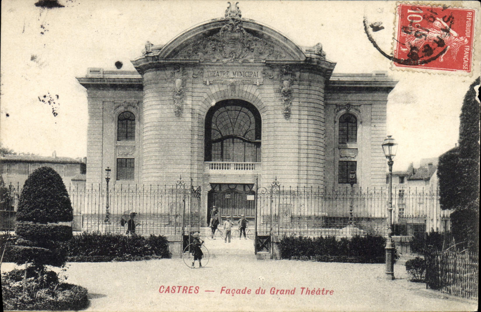 VINTAGE POSTCARD Castres the theater Frontage of the large theater