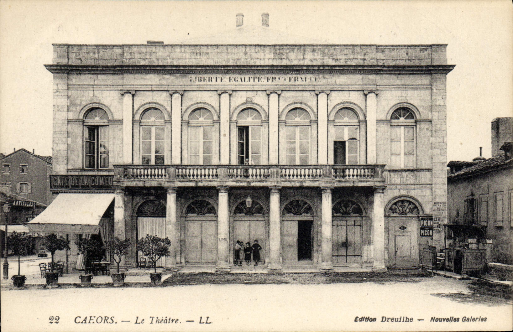 VINTAGE POSTCARD Cahors the theater