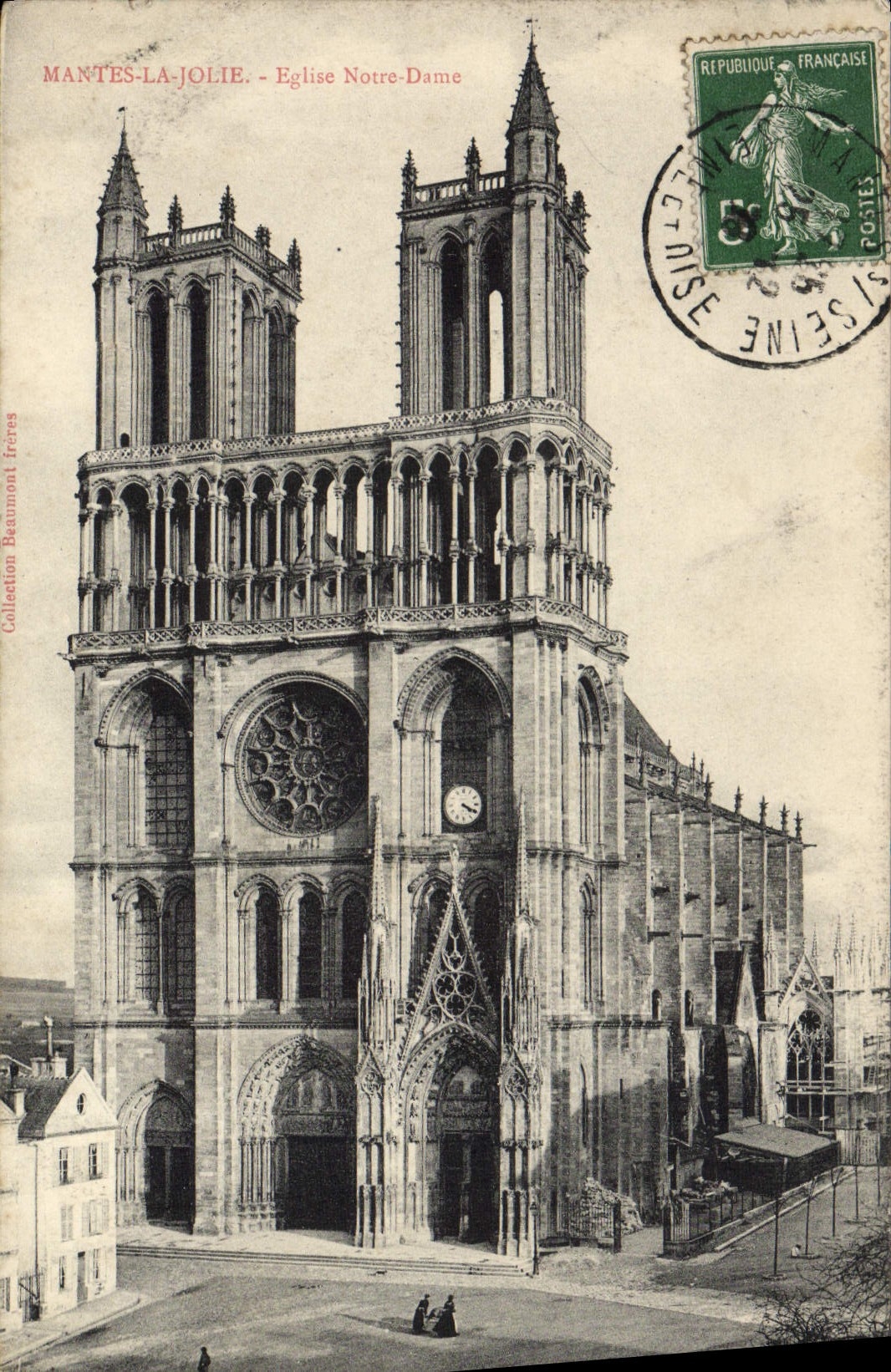 CPA Mantes La Jolie Eglise Notre Dame