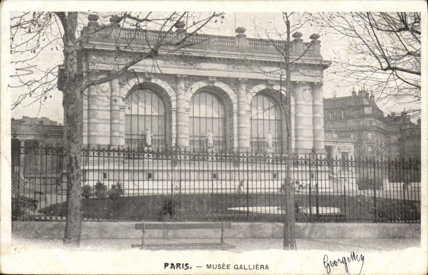 CPA Paris Musee Galliera