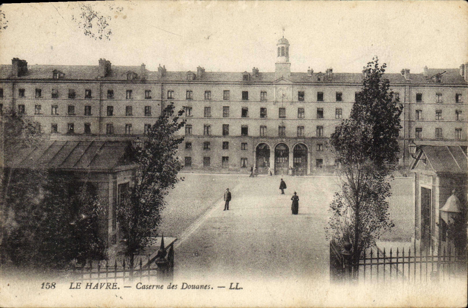Cuarteles de Le Havre de las aduanas de la POSTAL de la VENDIMIA de las aduanas