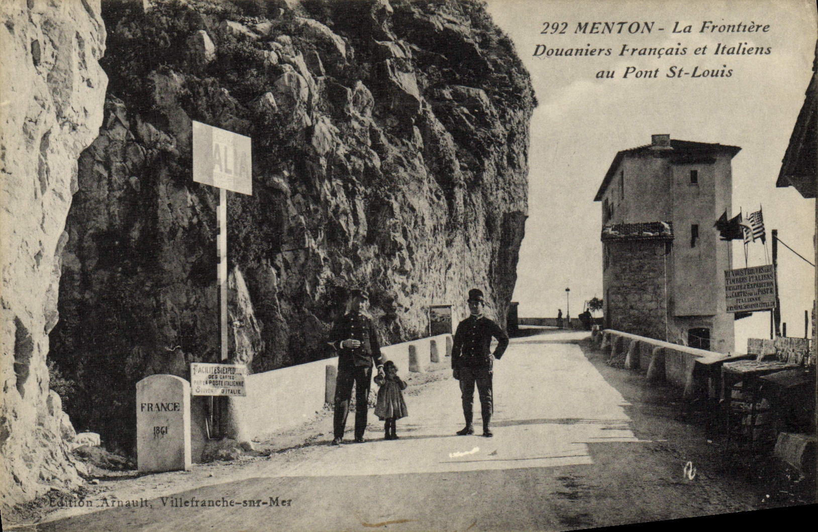 VINTAGE POSTCARD Customs Menton the French and Italian customs border with the Holy Bridge louis